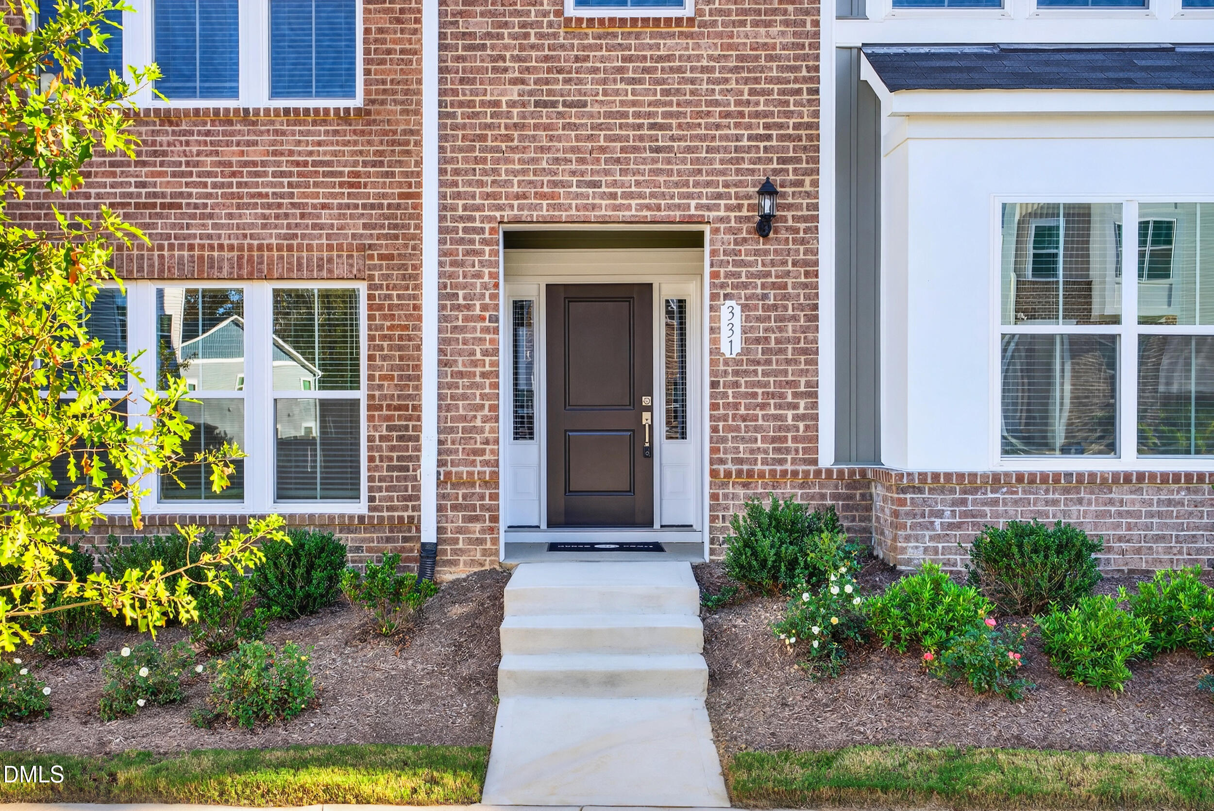 331 Chesapeake Commons Street