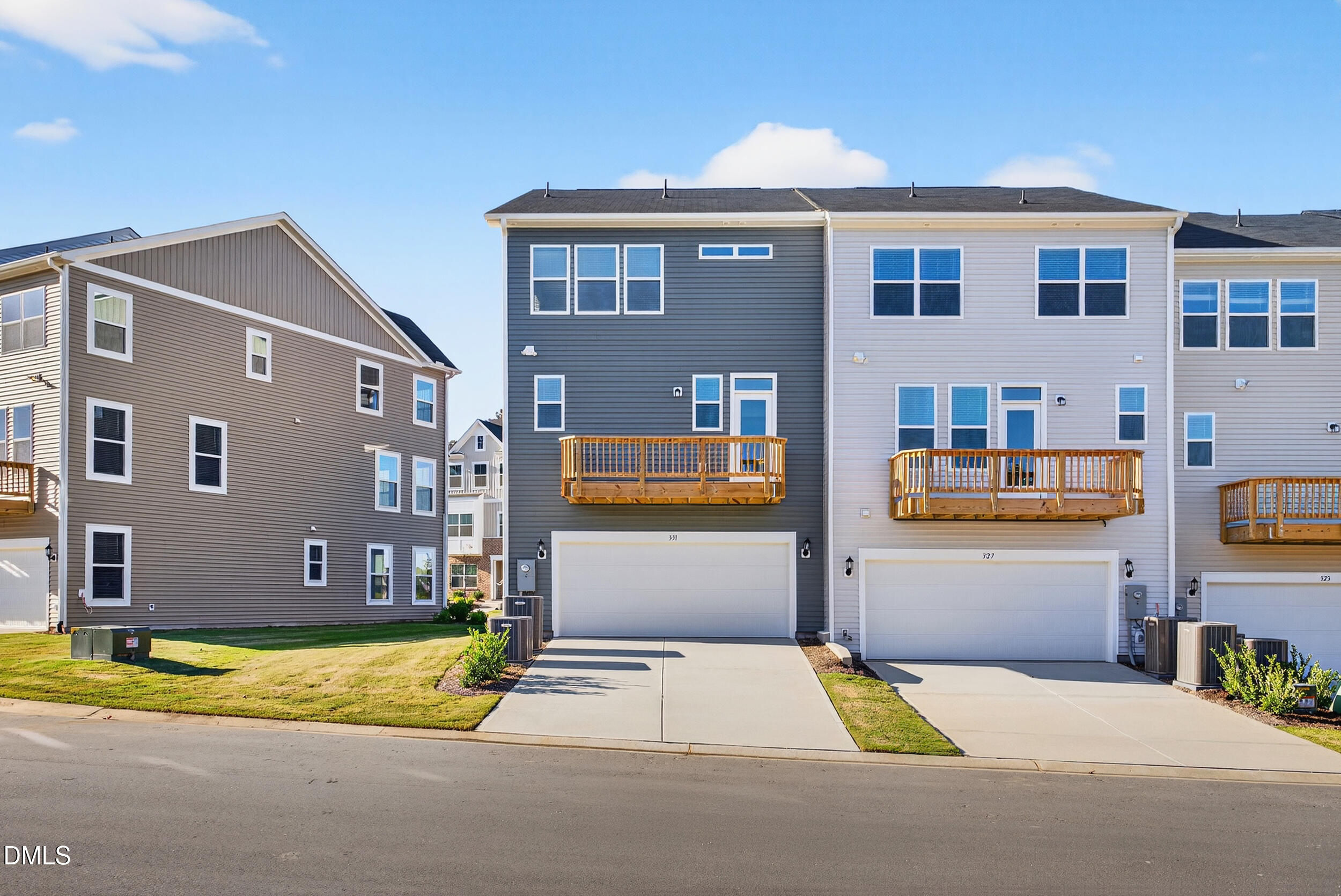 331 Chesapeake Commons Street