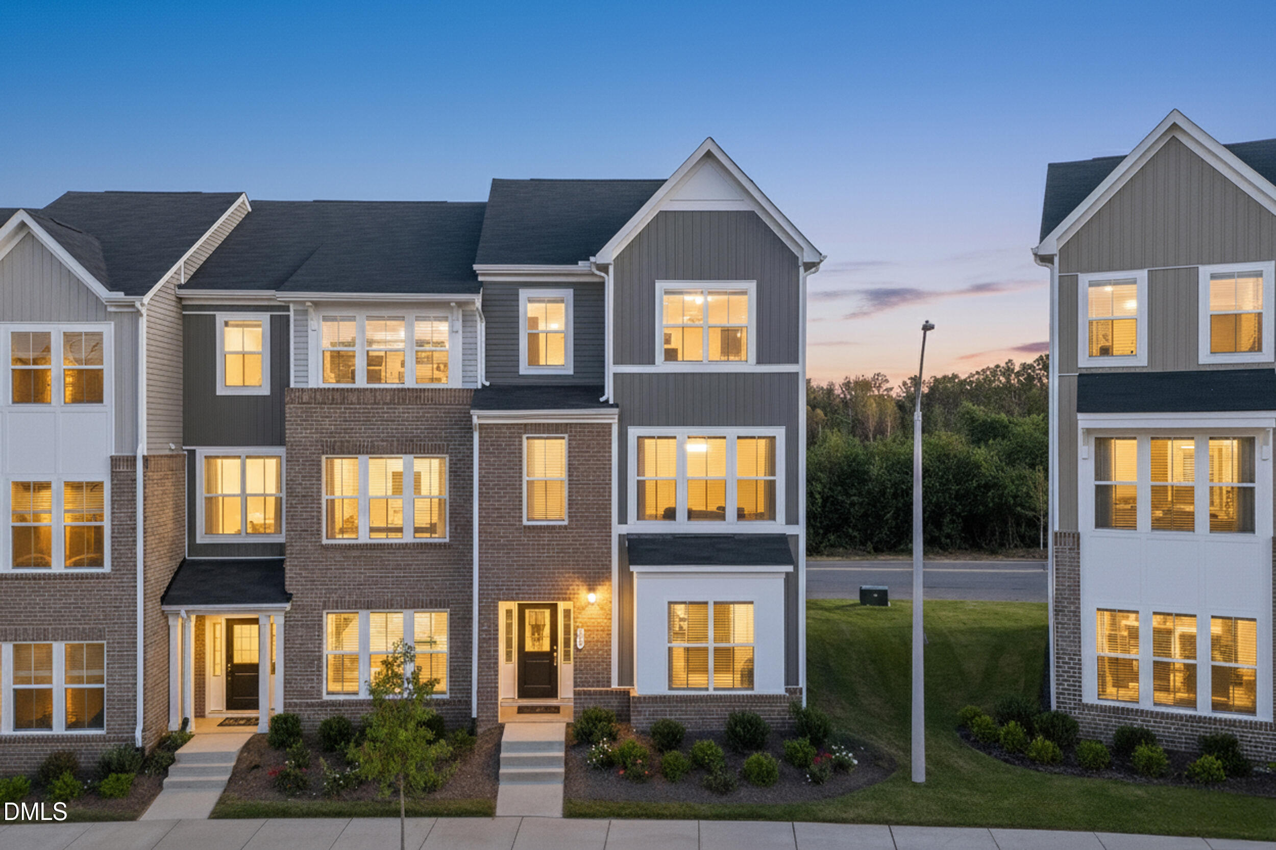 331 Chesapeake Commons Street