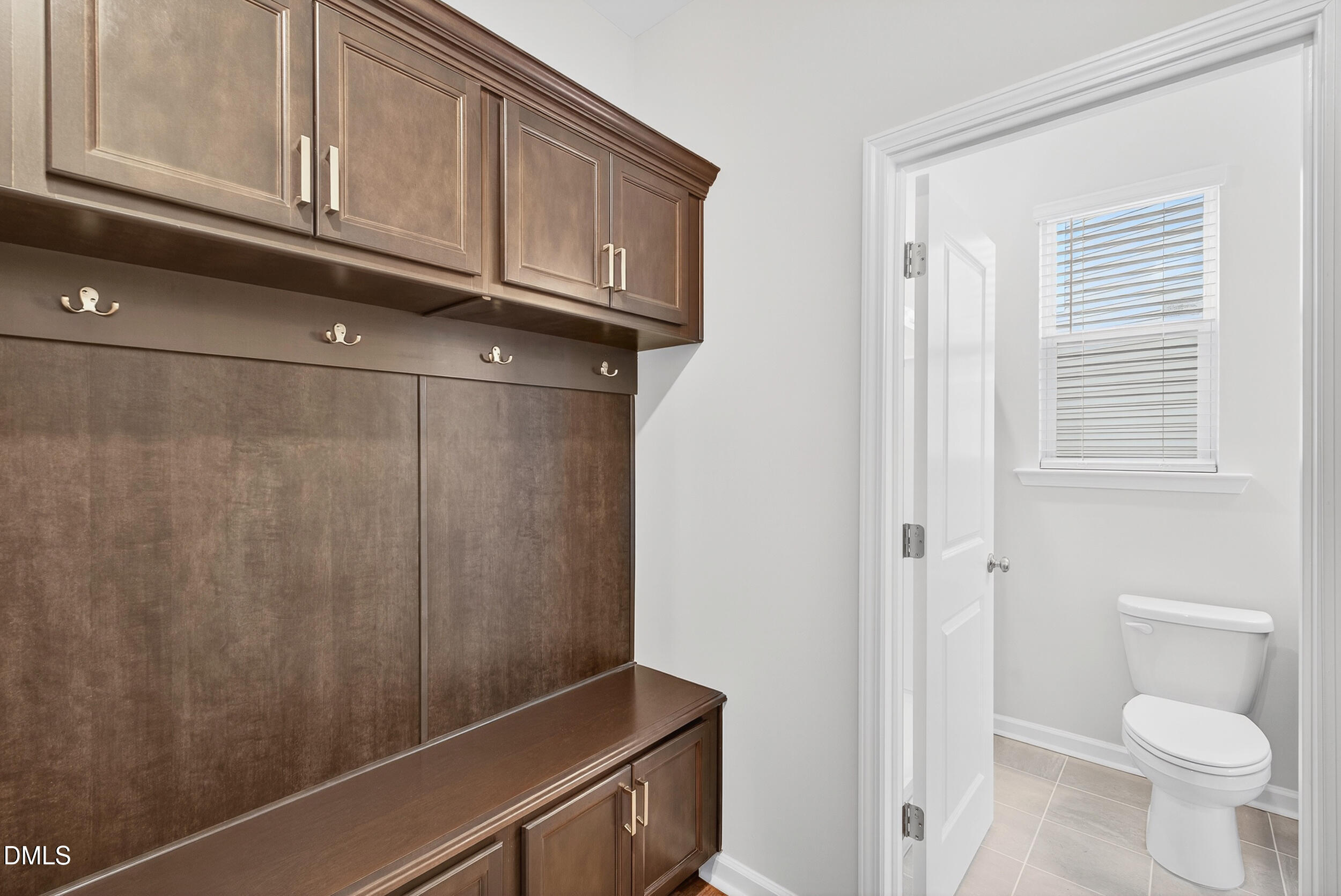 331 Chesapeake Commons Street
