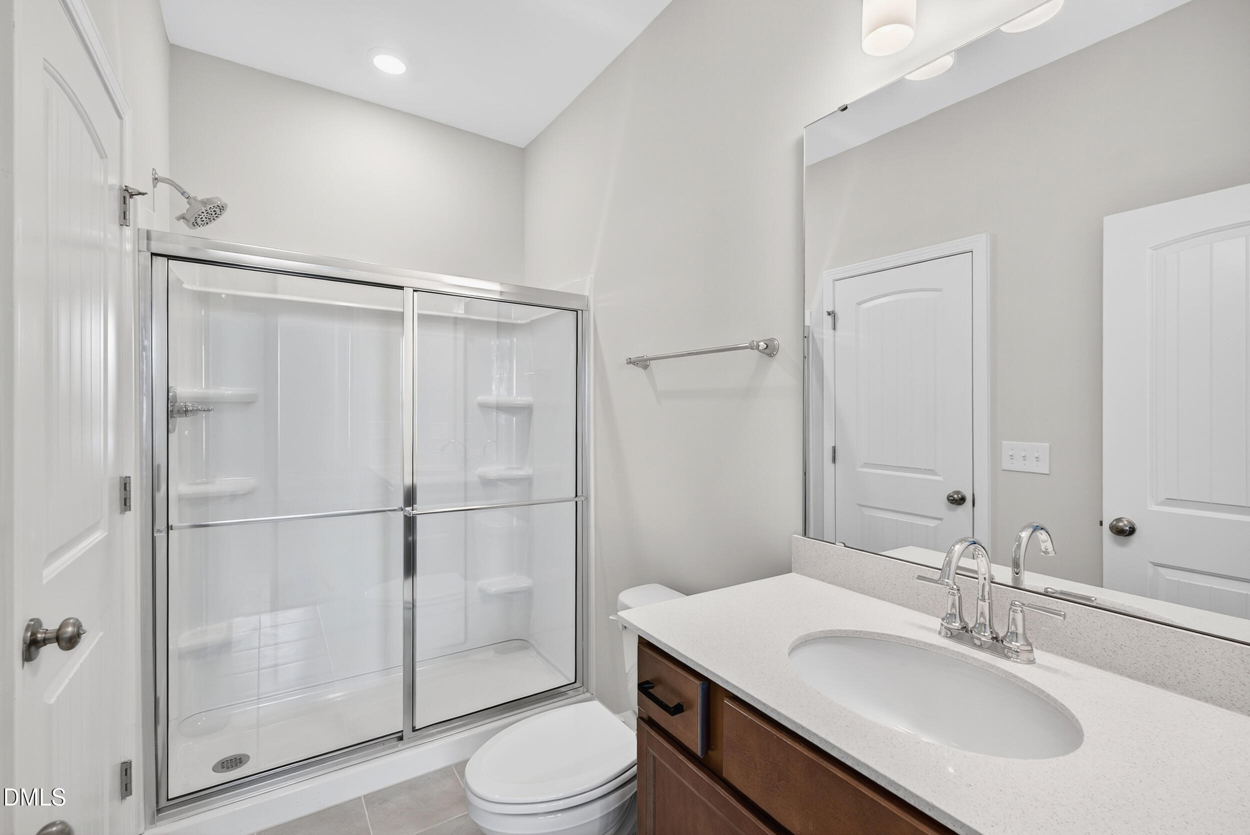 315 Chesapeake Commons Street