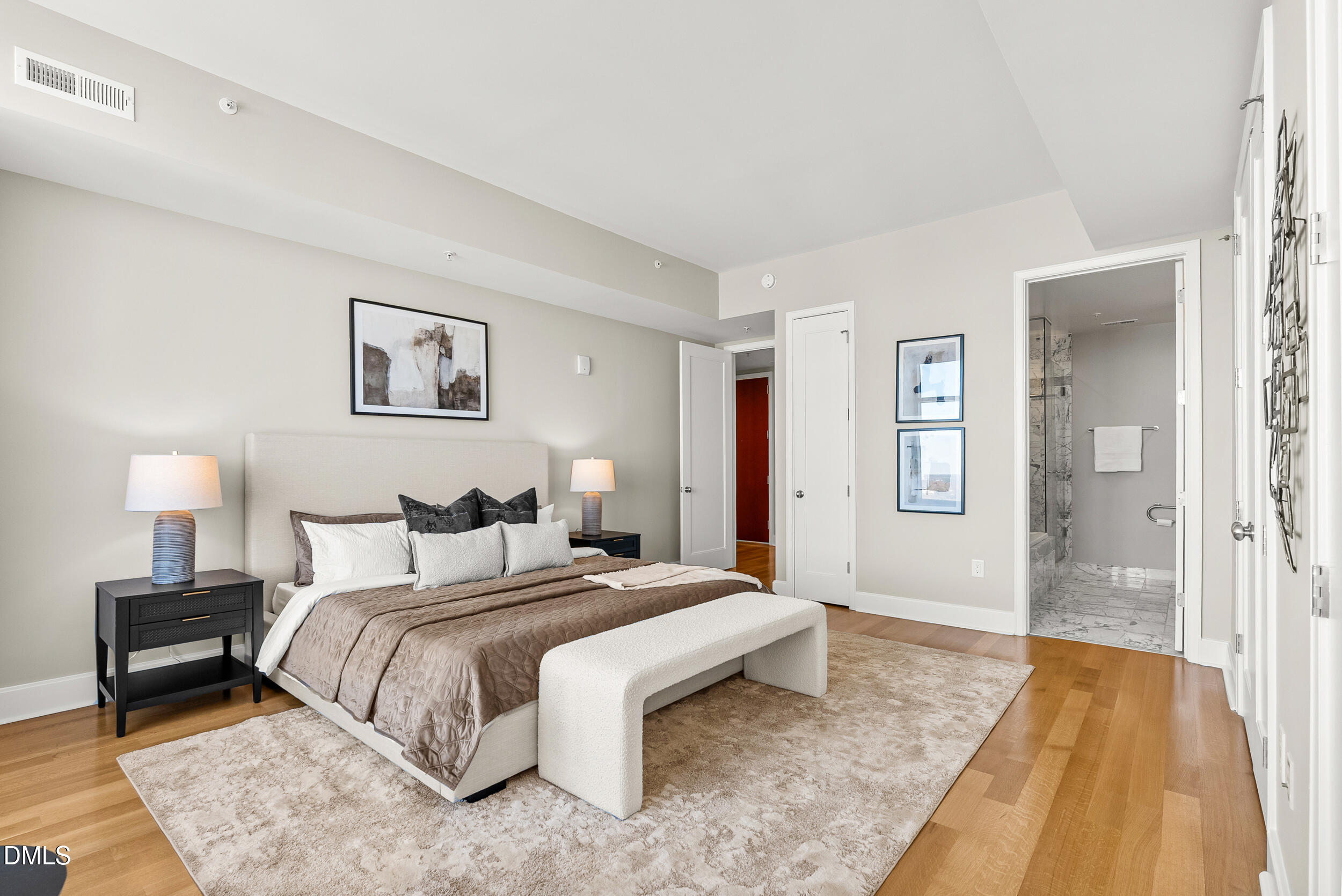 122 N Harrington Street