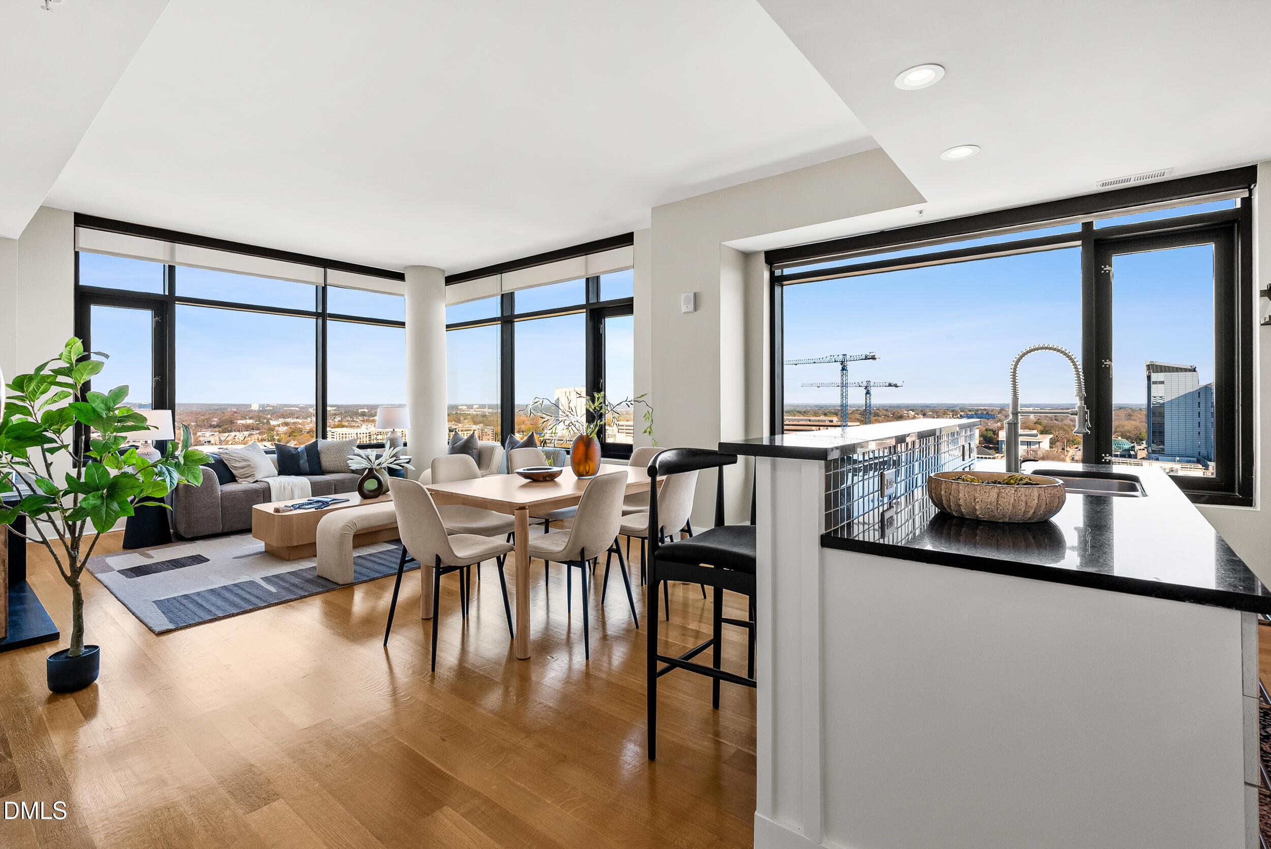 122 N Harrington Street