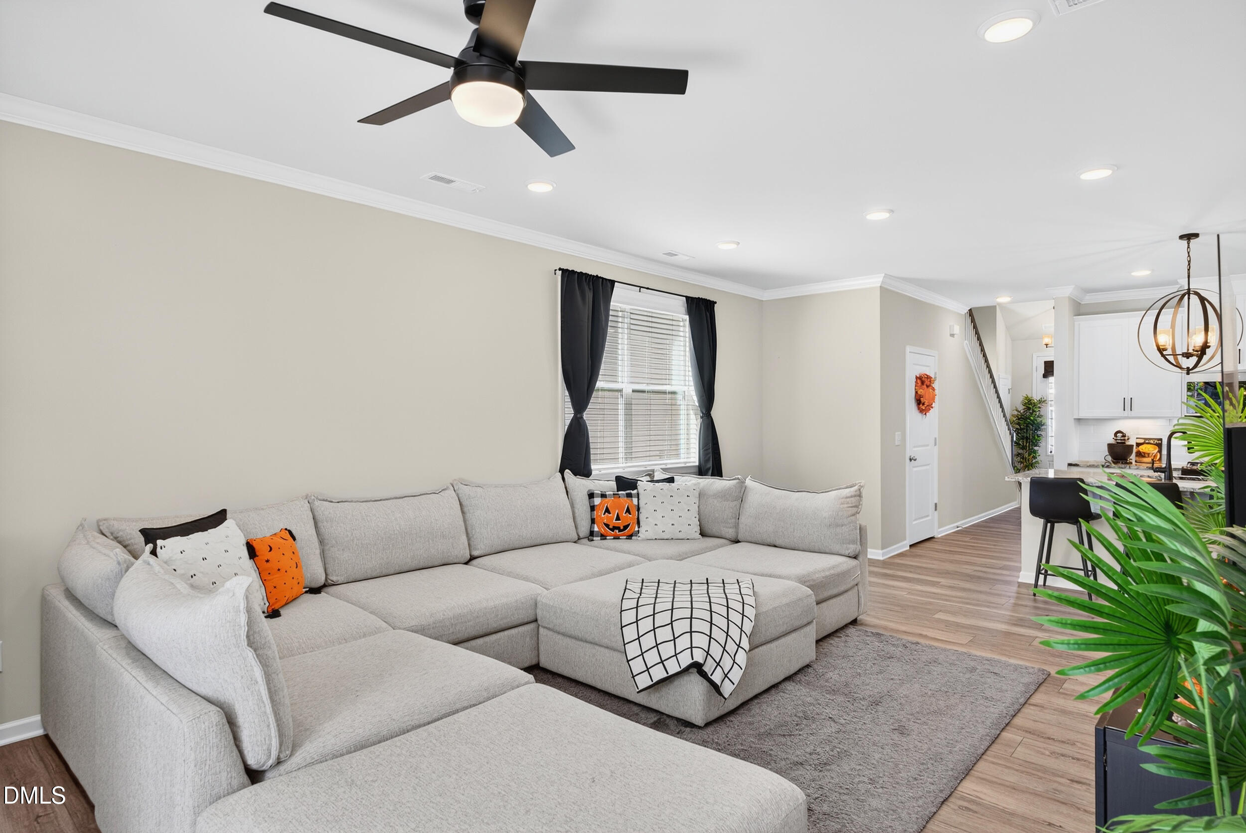 143 Umbrella Way