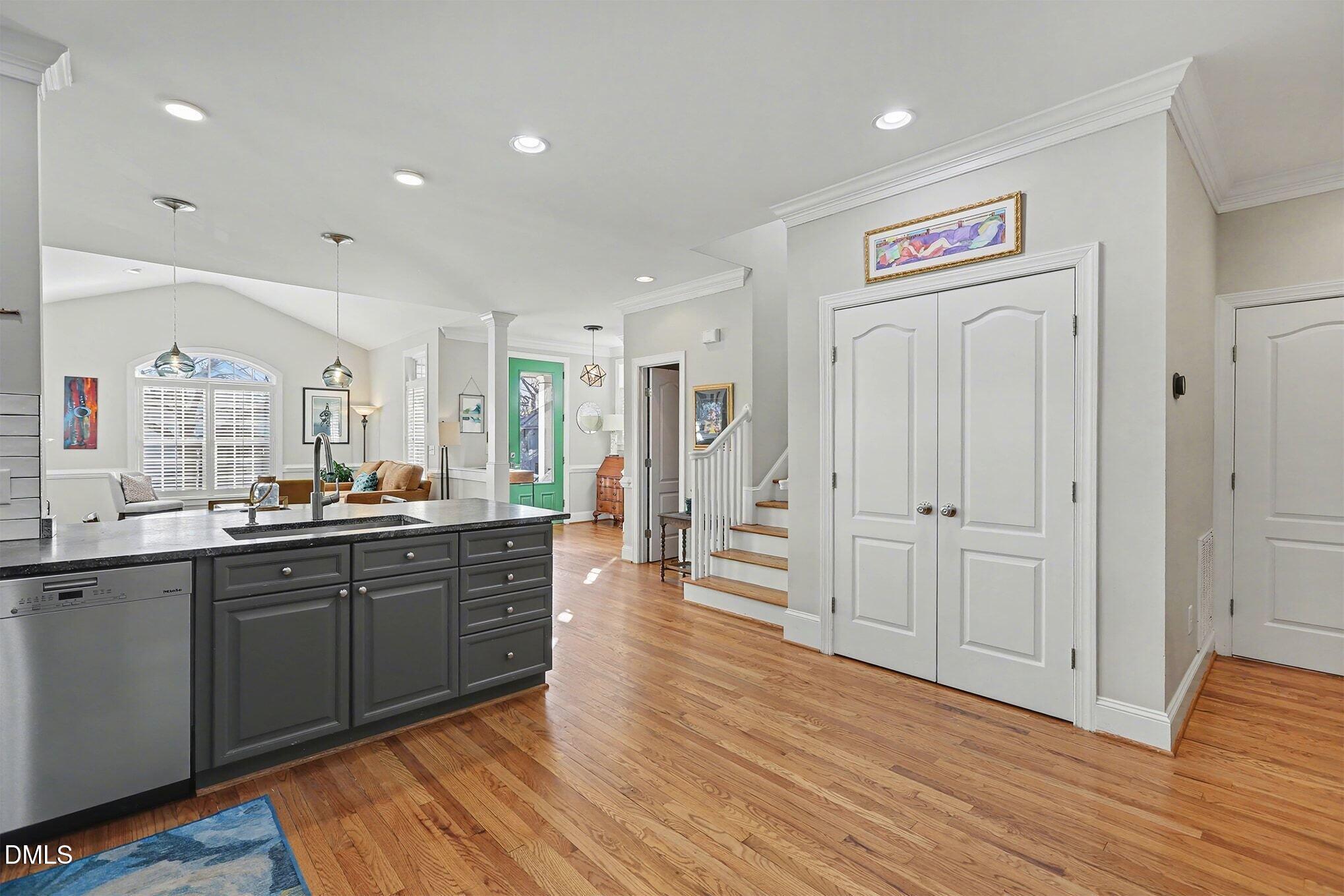 1213 N Blount Street