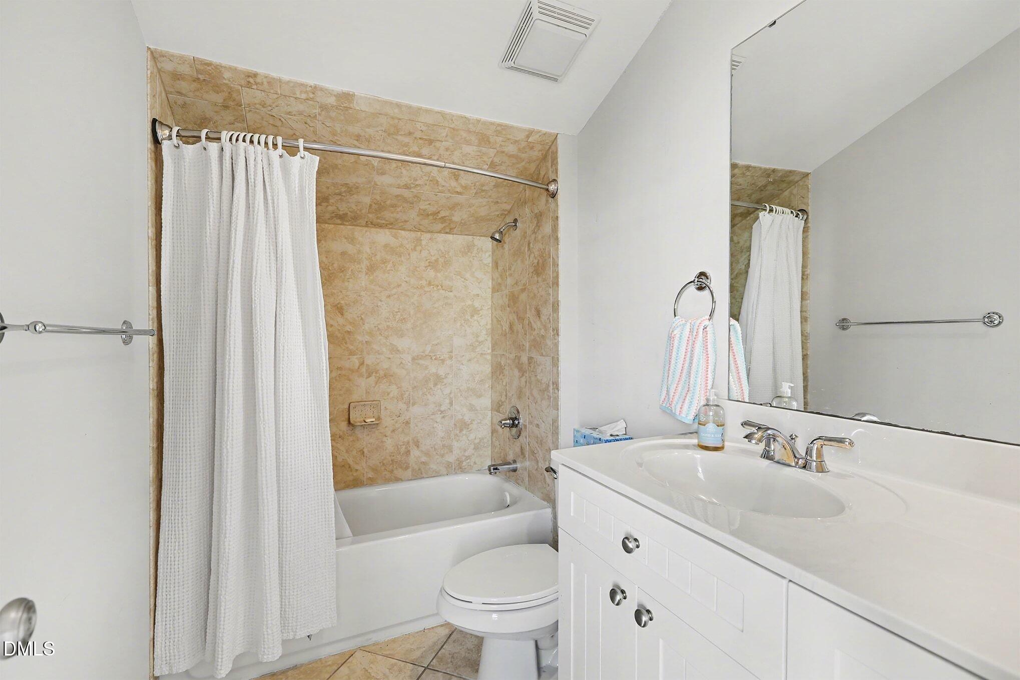 1213 N Blount Street