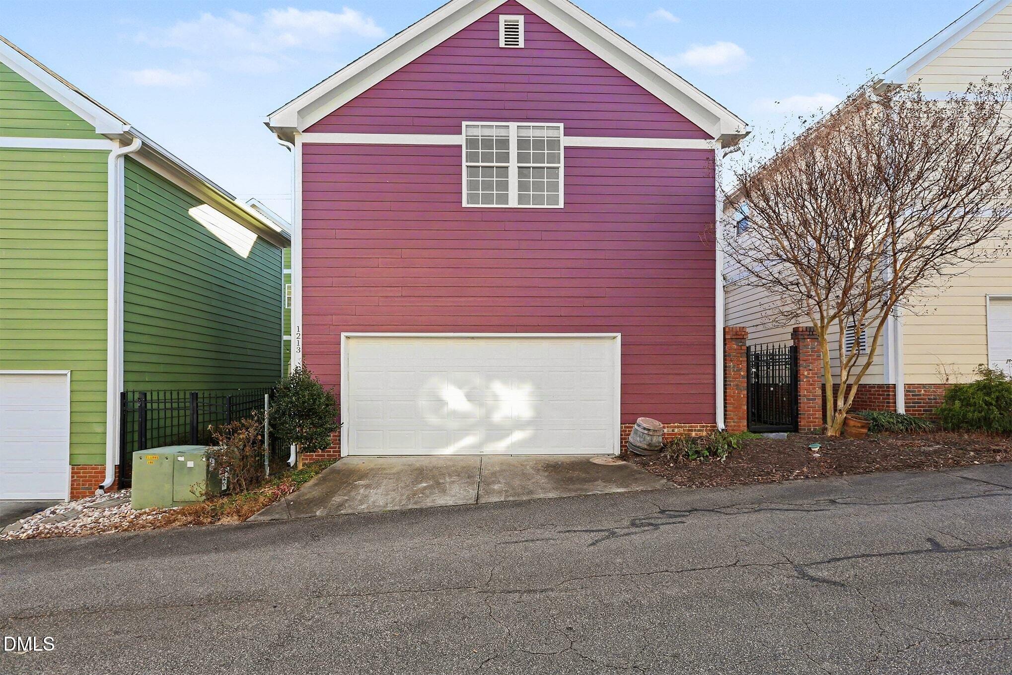 1213 N Blount Street