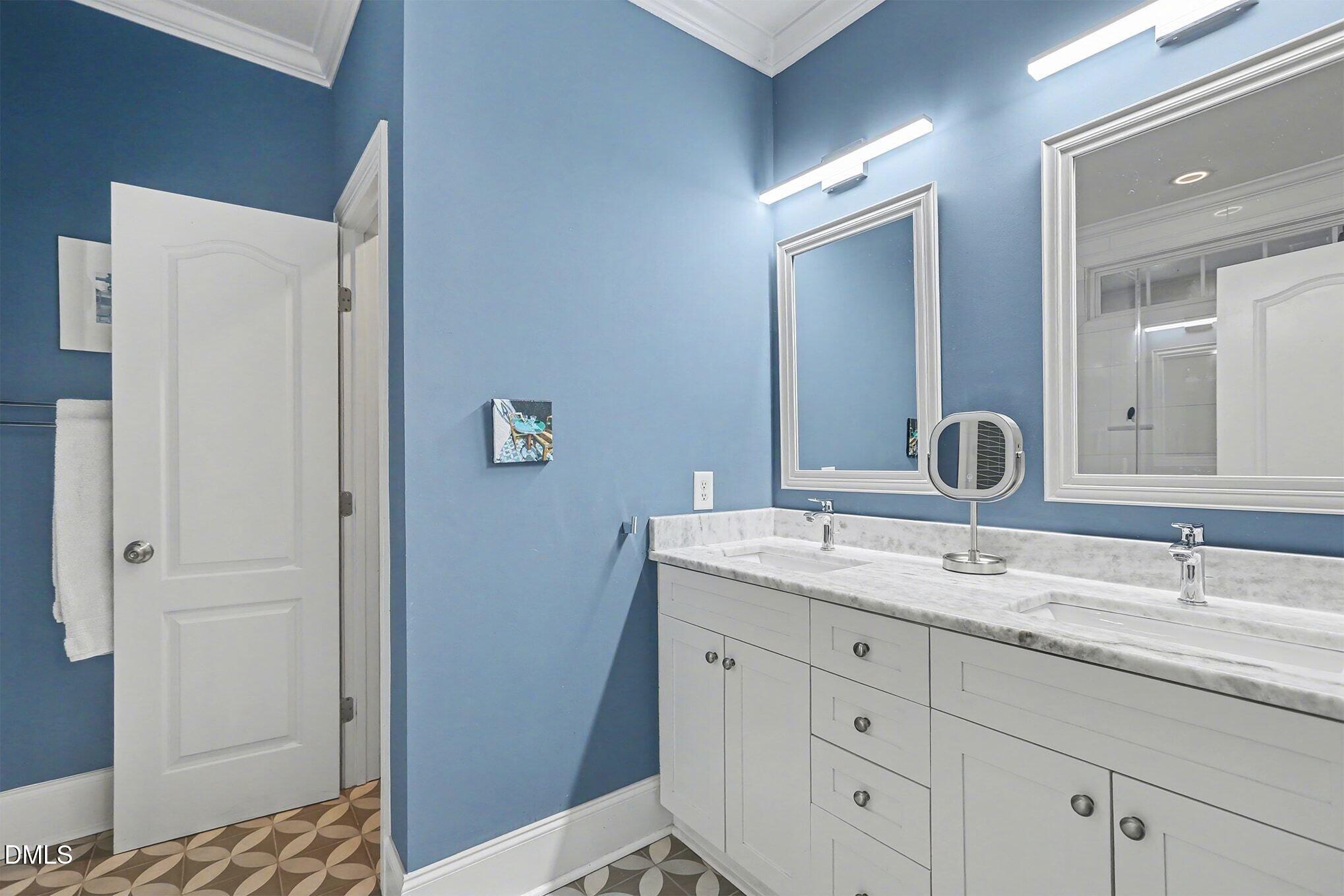 1213 N Blount Street