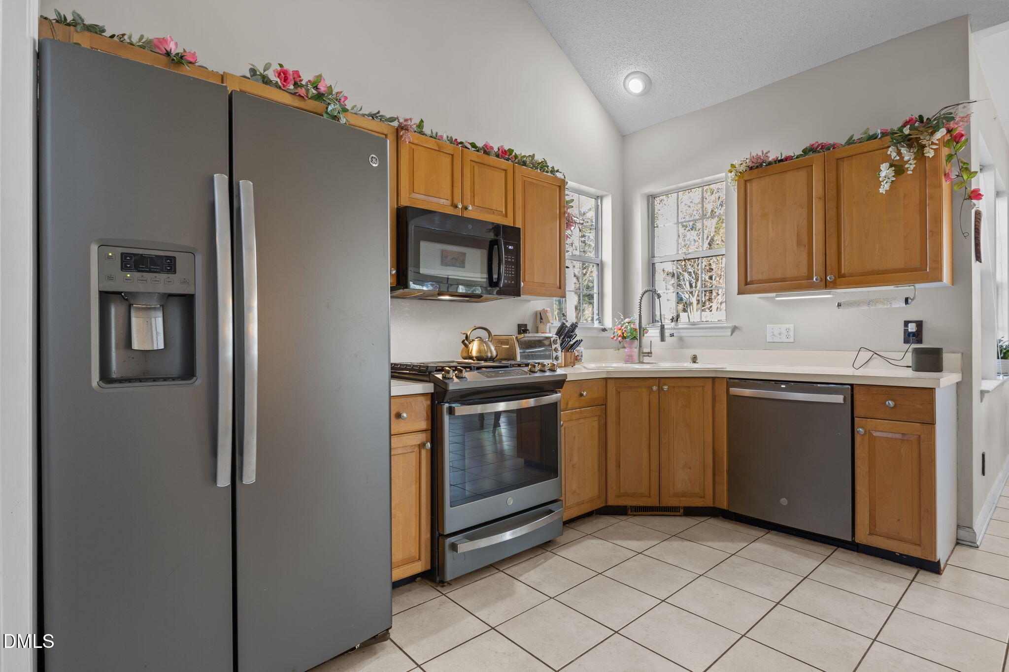 208 Trailview Drive