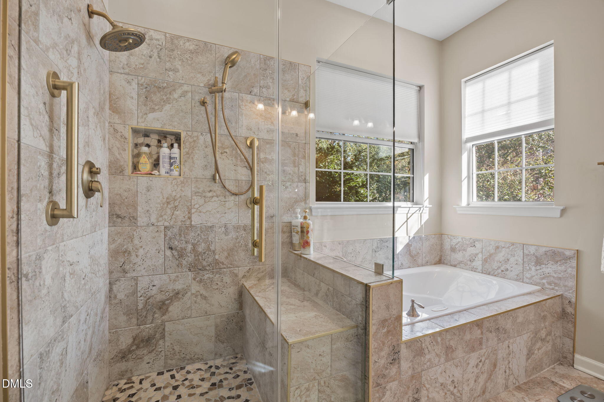 208 Trailview Drive