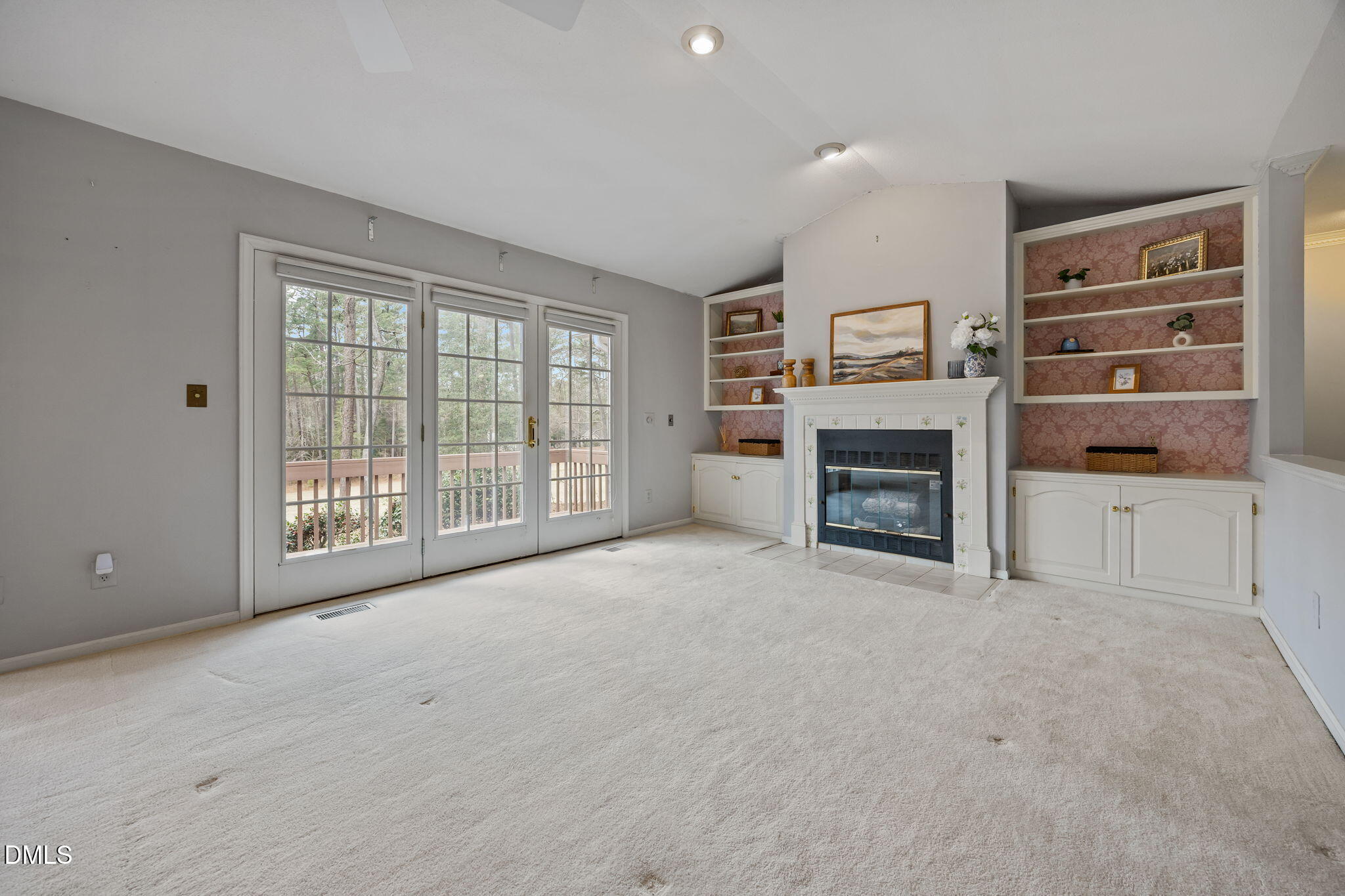 565 Chelsea Drive