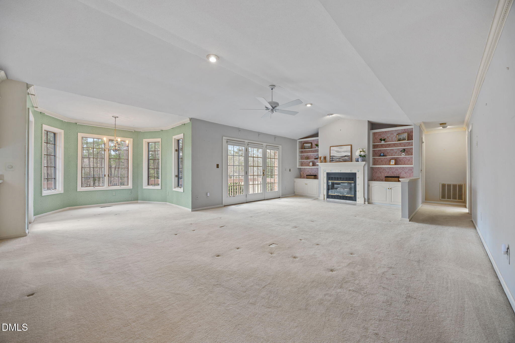 565 Chelsea Drive