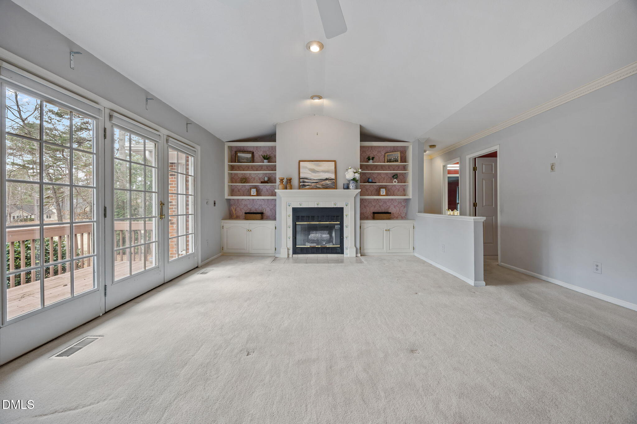 565 Chelsea Drive