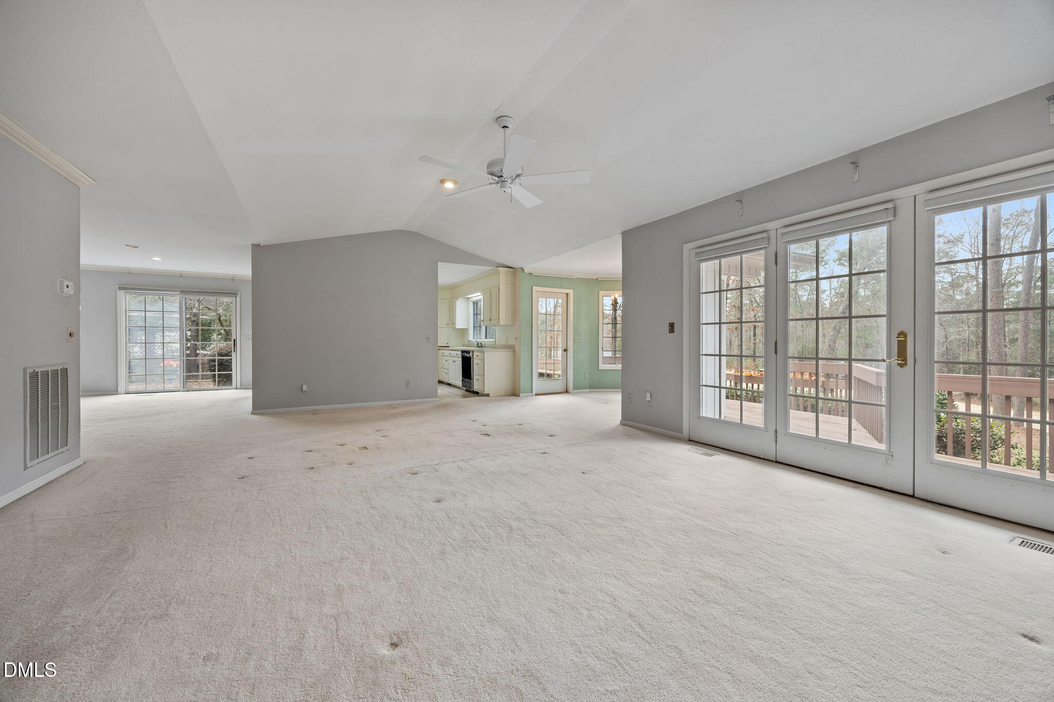 565 Chelsea Drive