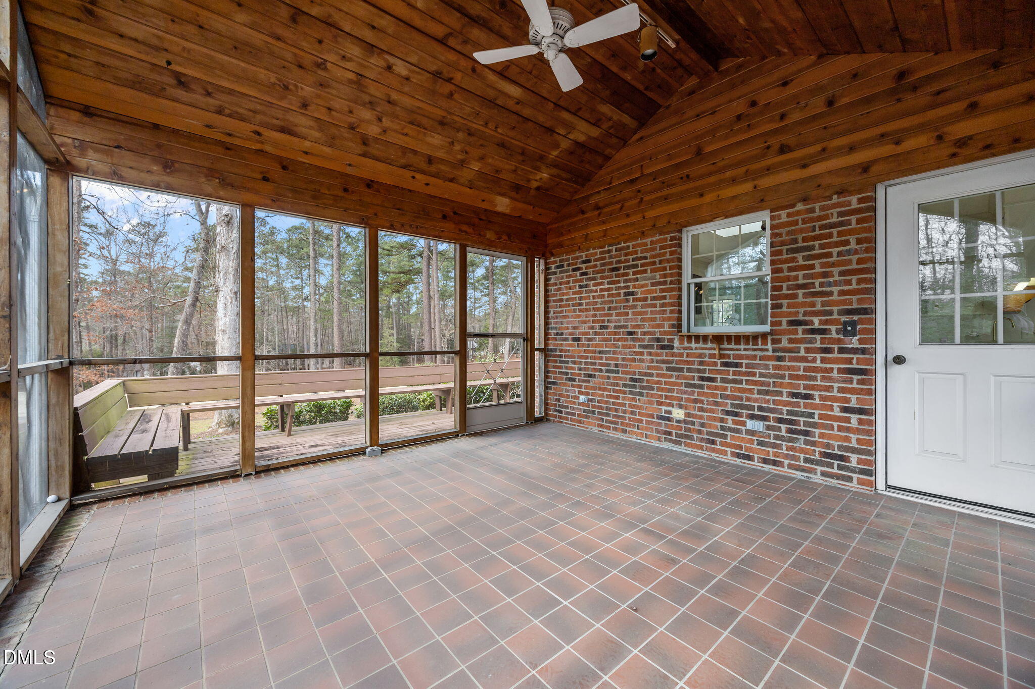 565 Chelsea Drive