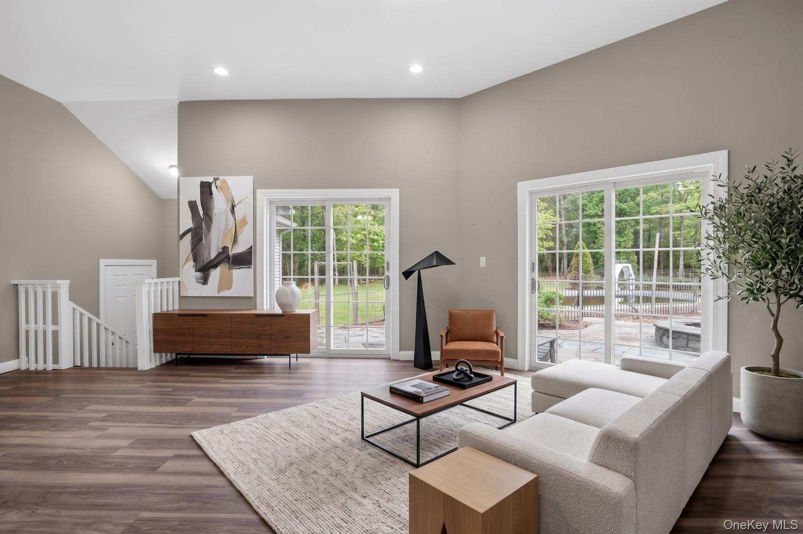 16 Sunset Ridge