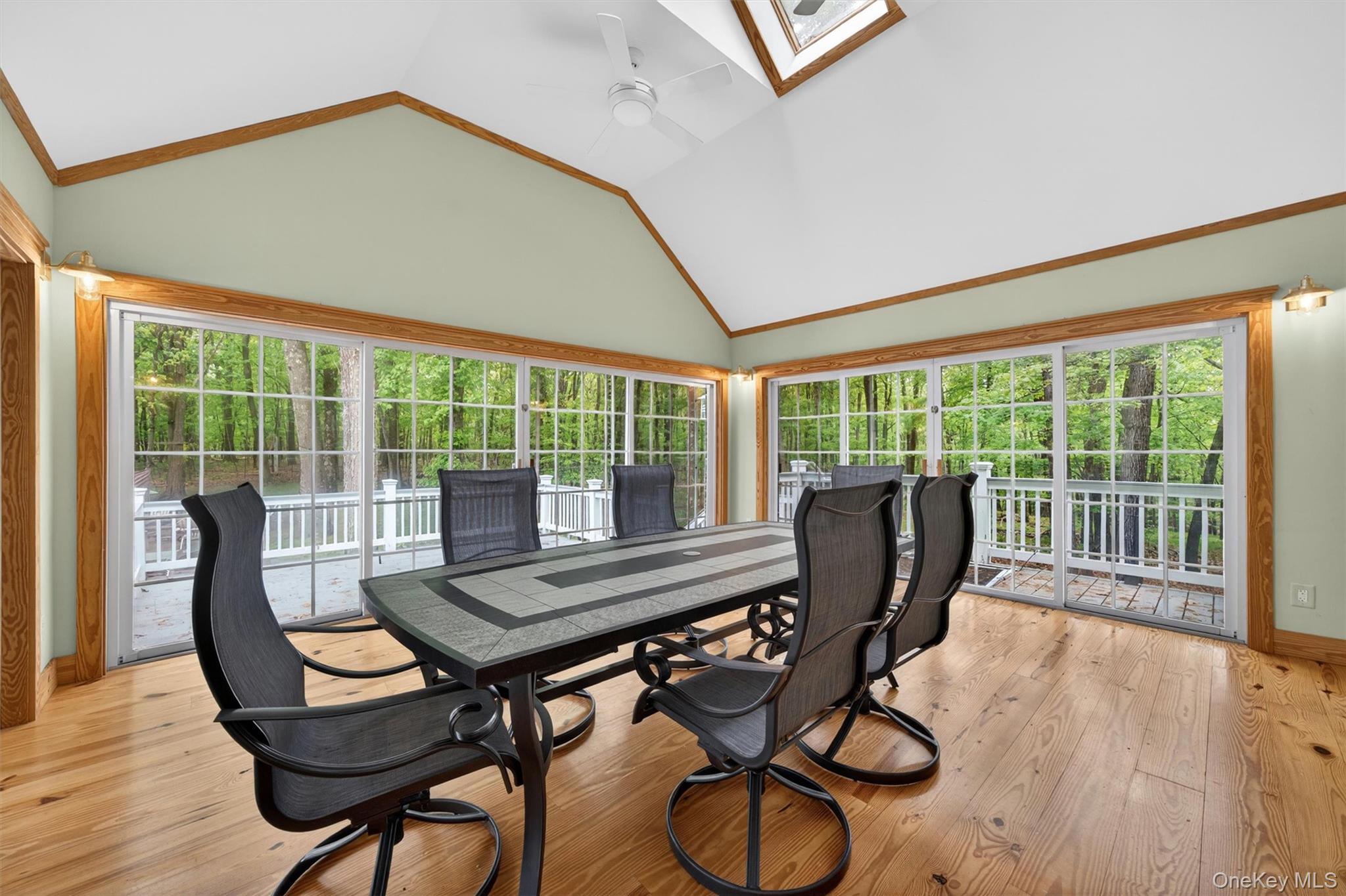 16 Sunset Ridge