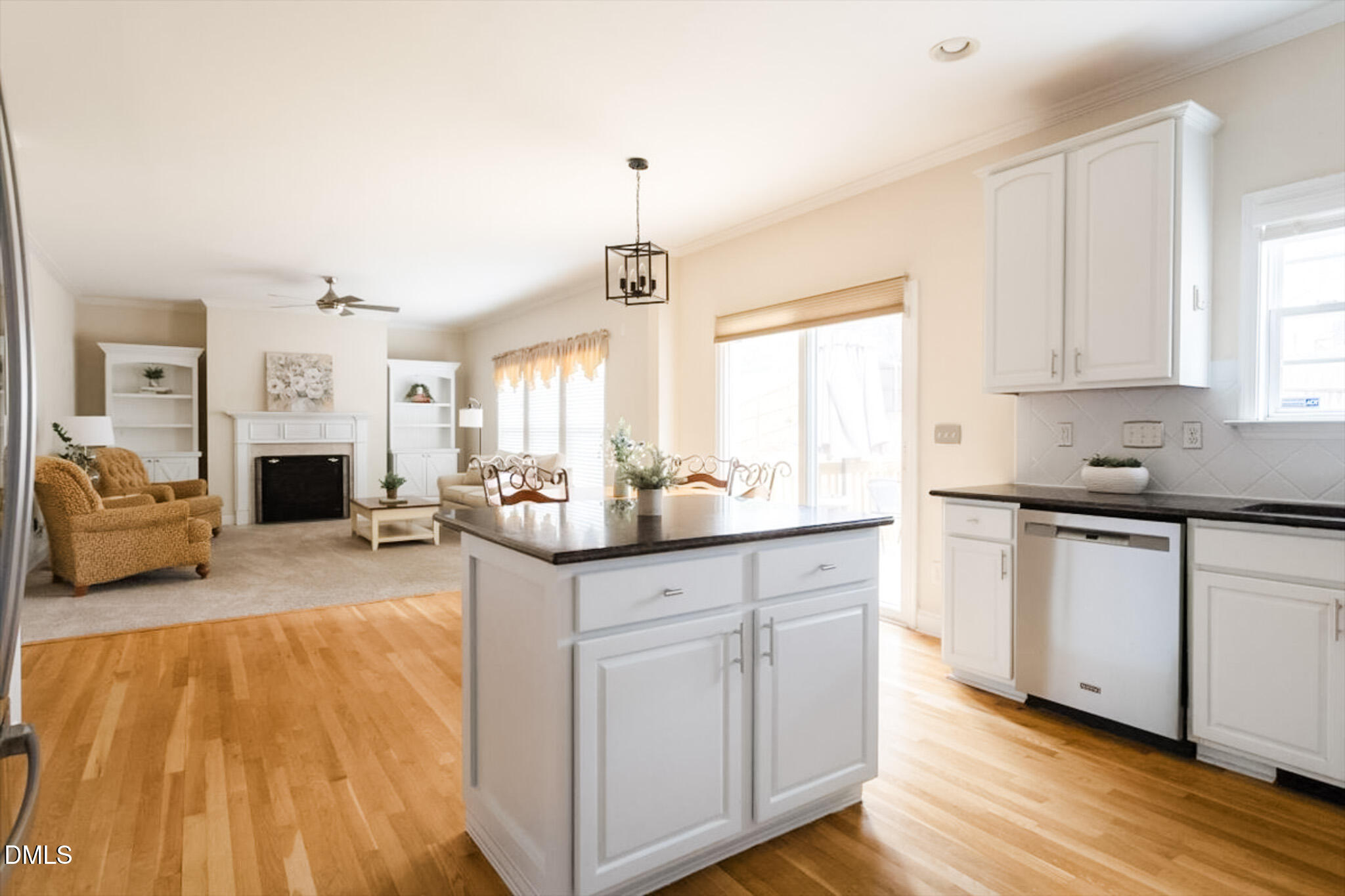 1124 Woodlands Creek Way