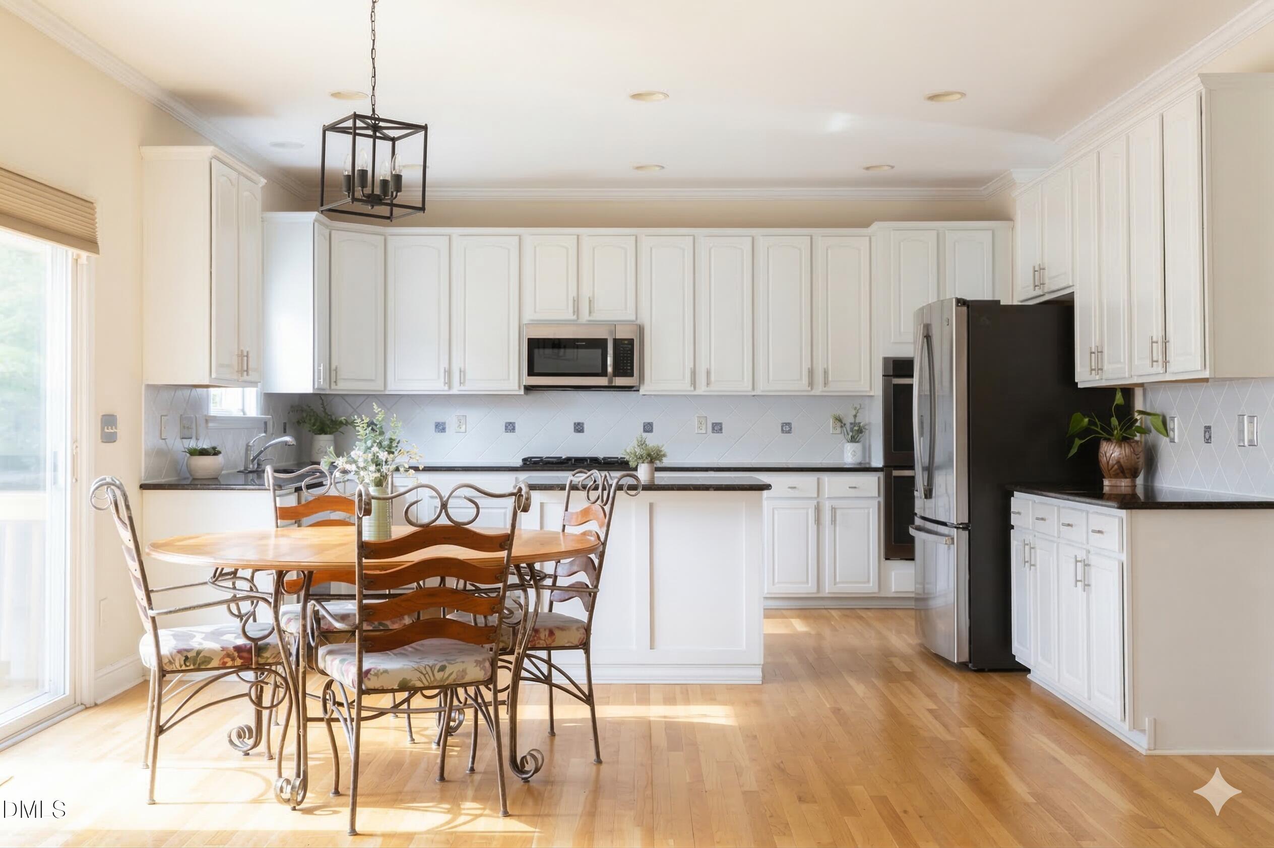 1124 Woodlands Creek Way