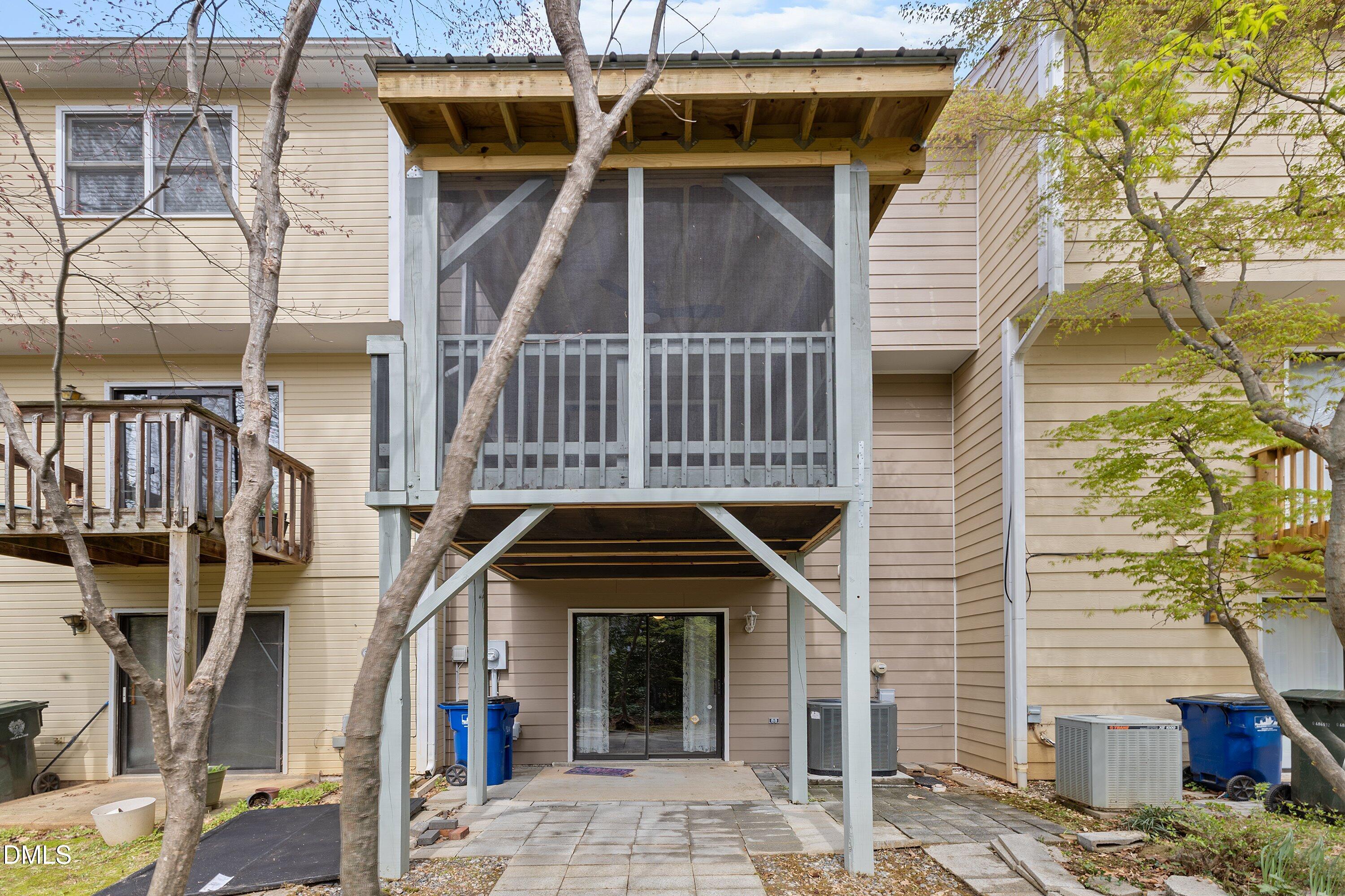 5937 Dixon Drive
