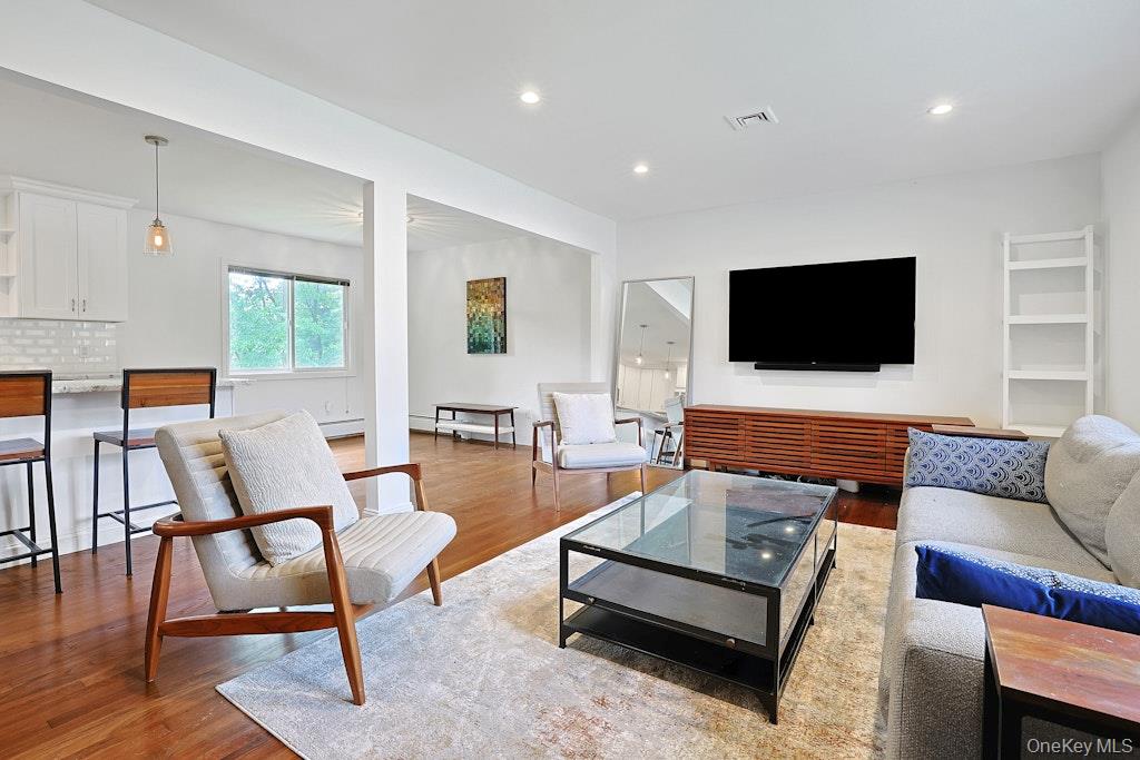 8 Duers Court