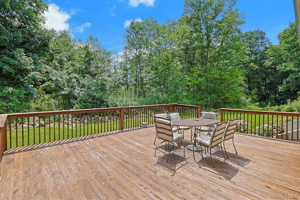 8 Duers Court
