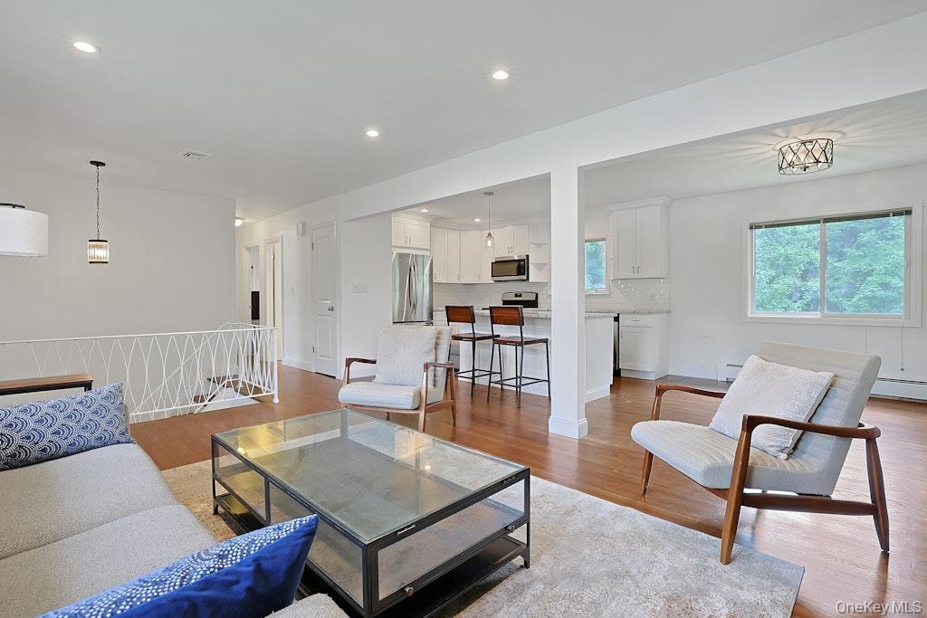 8 Duers Court
