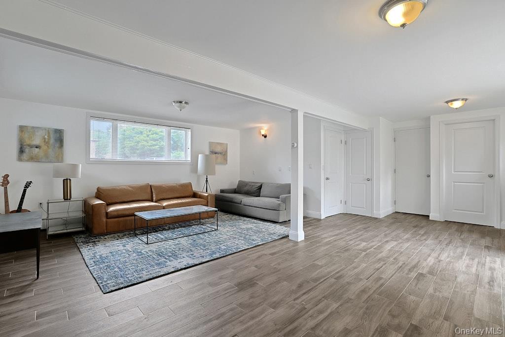8 Duers Court