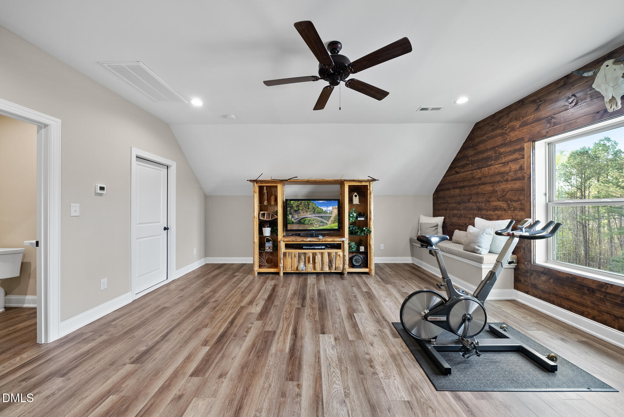 5716 Lord Granville Way