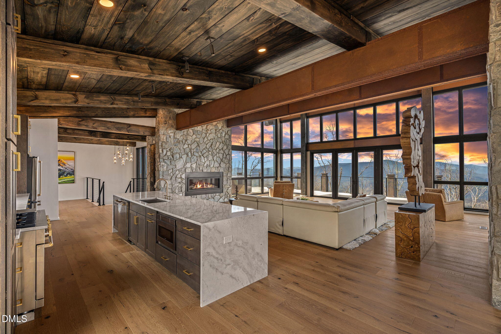 404 Silver Eagle Trail