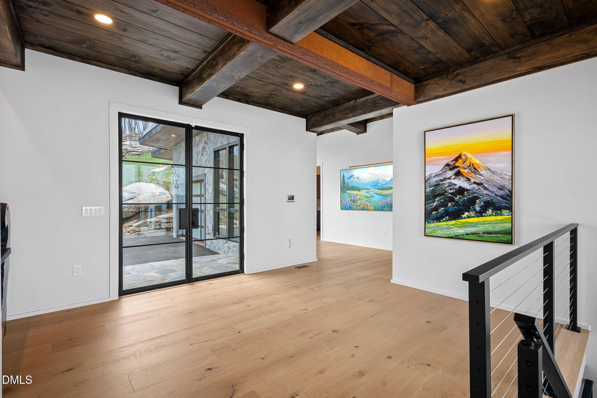 404 Silver Eagle Trail