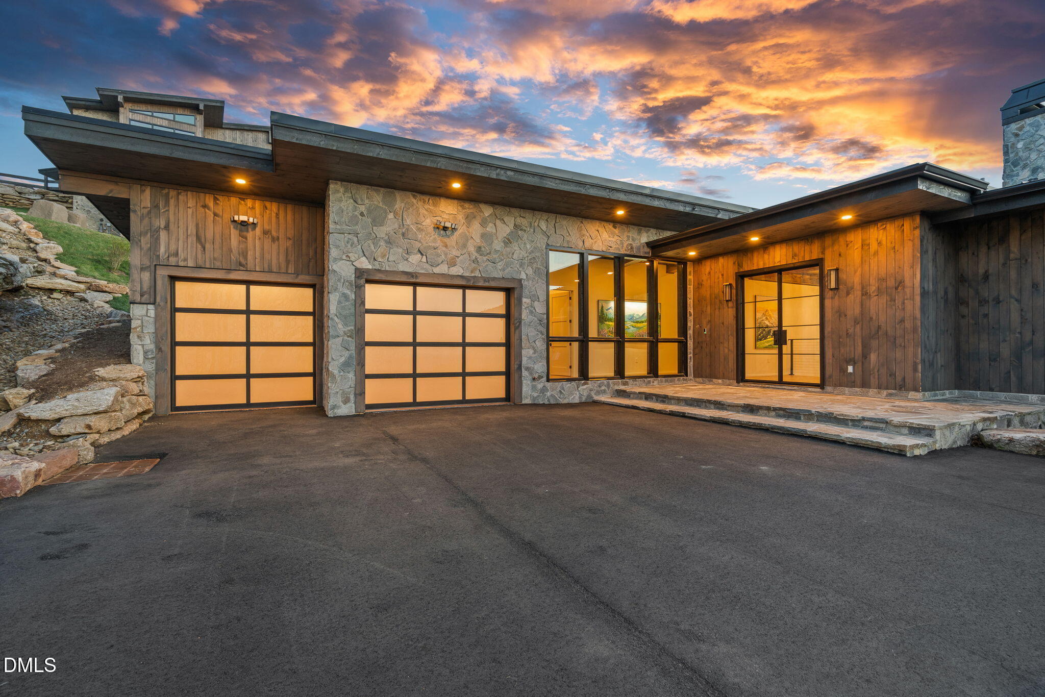 404 Silver Eagle Trail