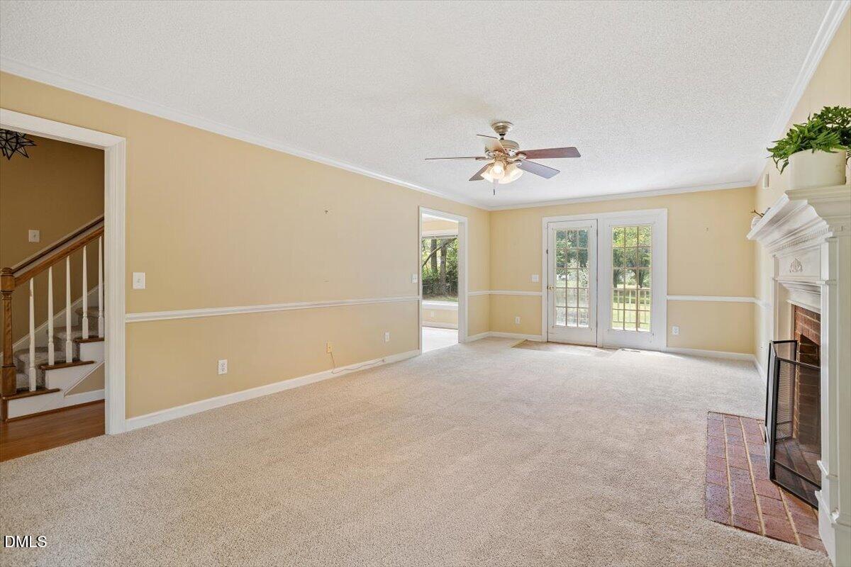 2700 Mary Marvin Trail