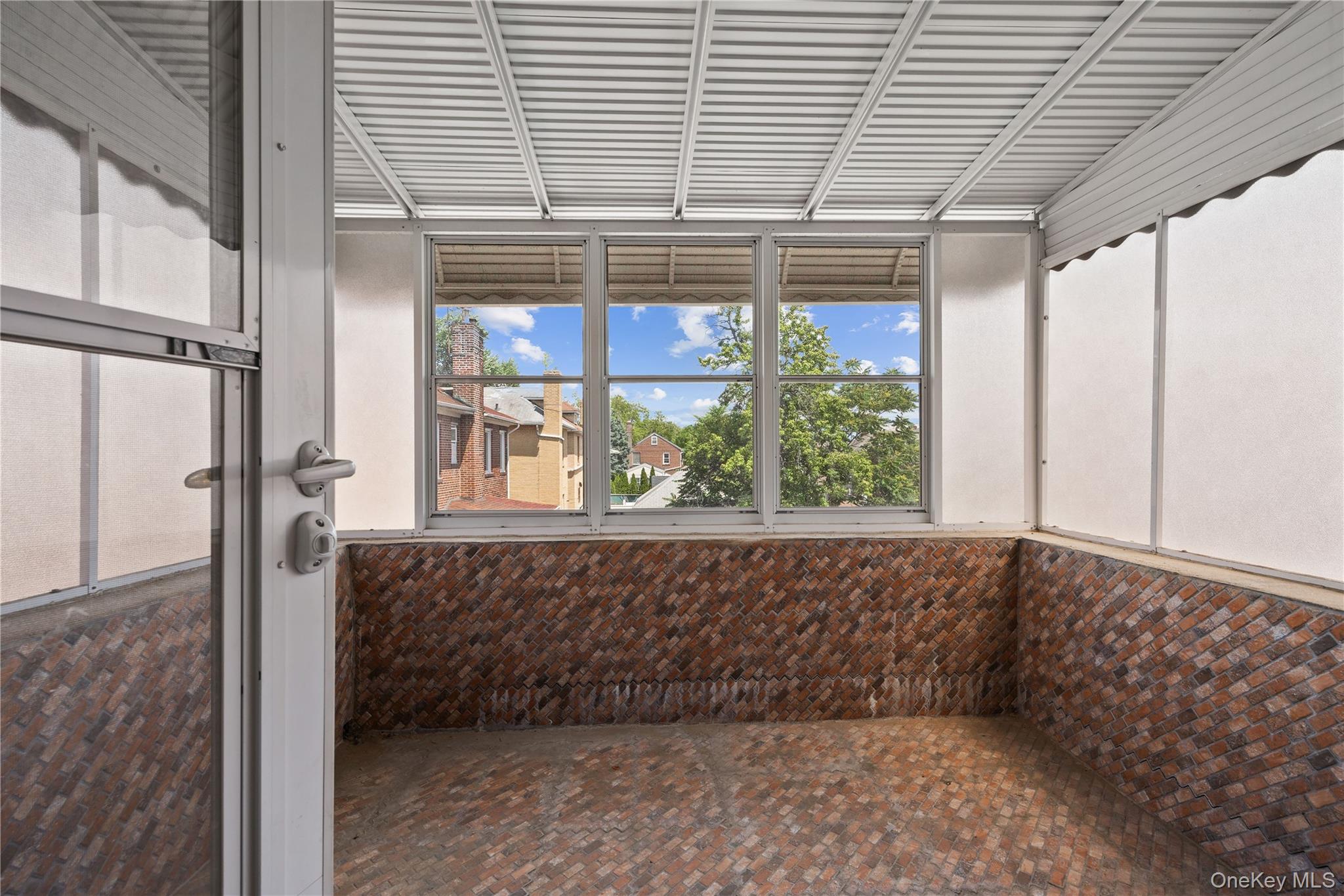 2328 Williamsbridge Road