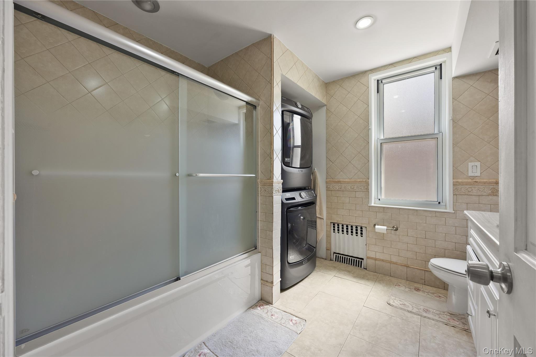 2328 Williamsbridge Road
