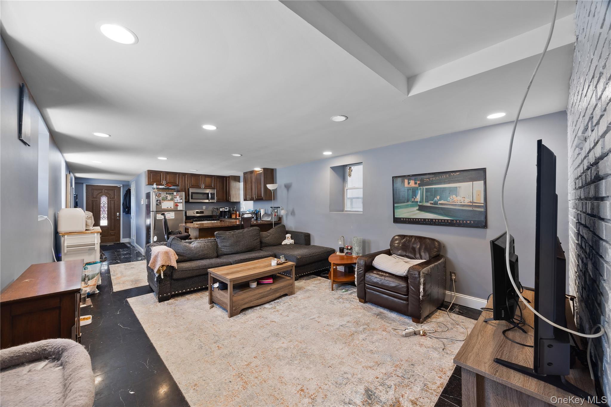 2328 Williamsbridge Road