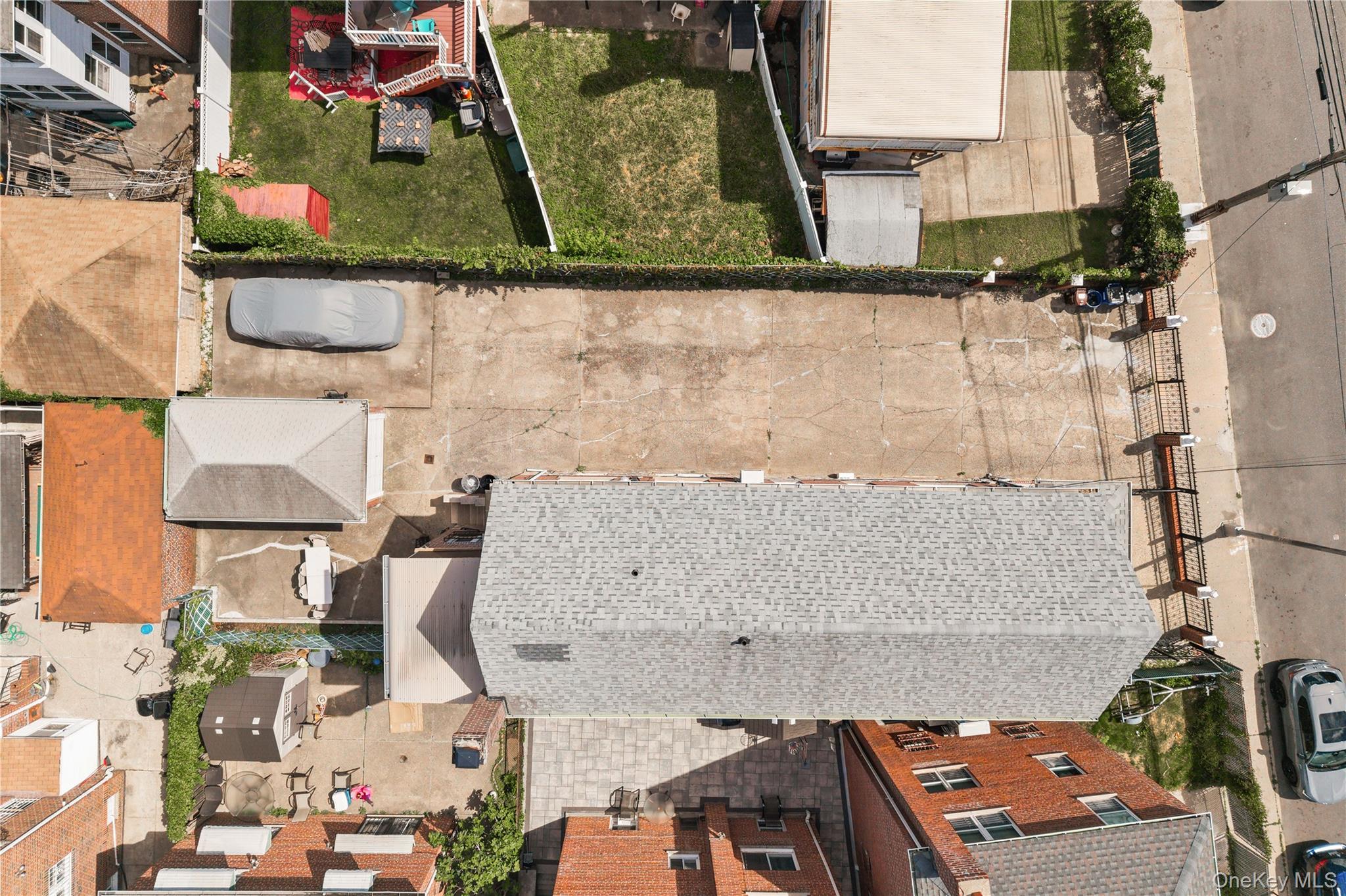 2328 Williamsbridge Road