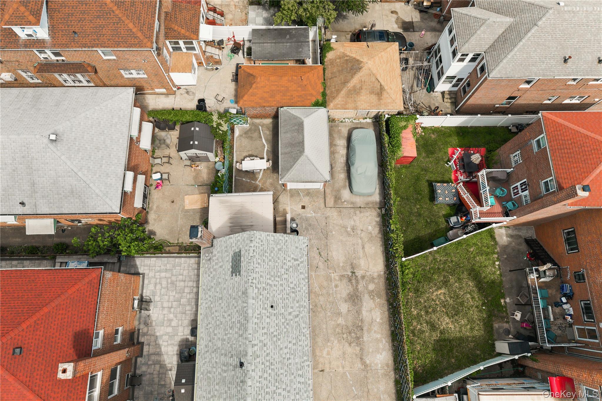 2328 Williamsbridge Road
