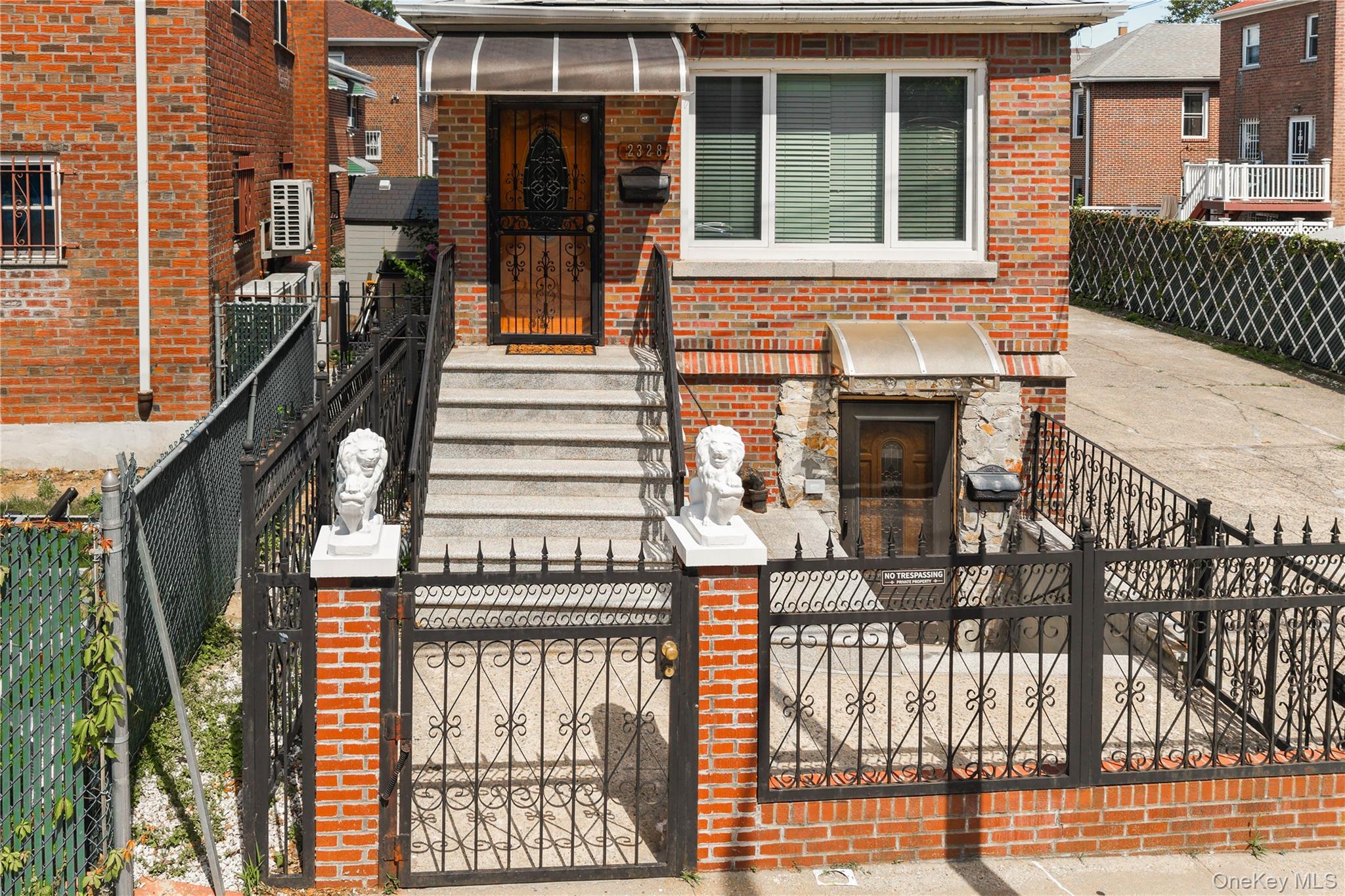 2328 Williamsbridge Road
