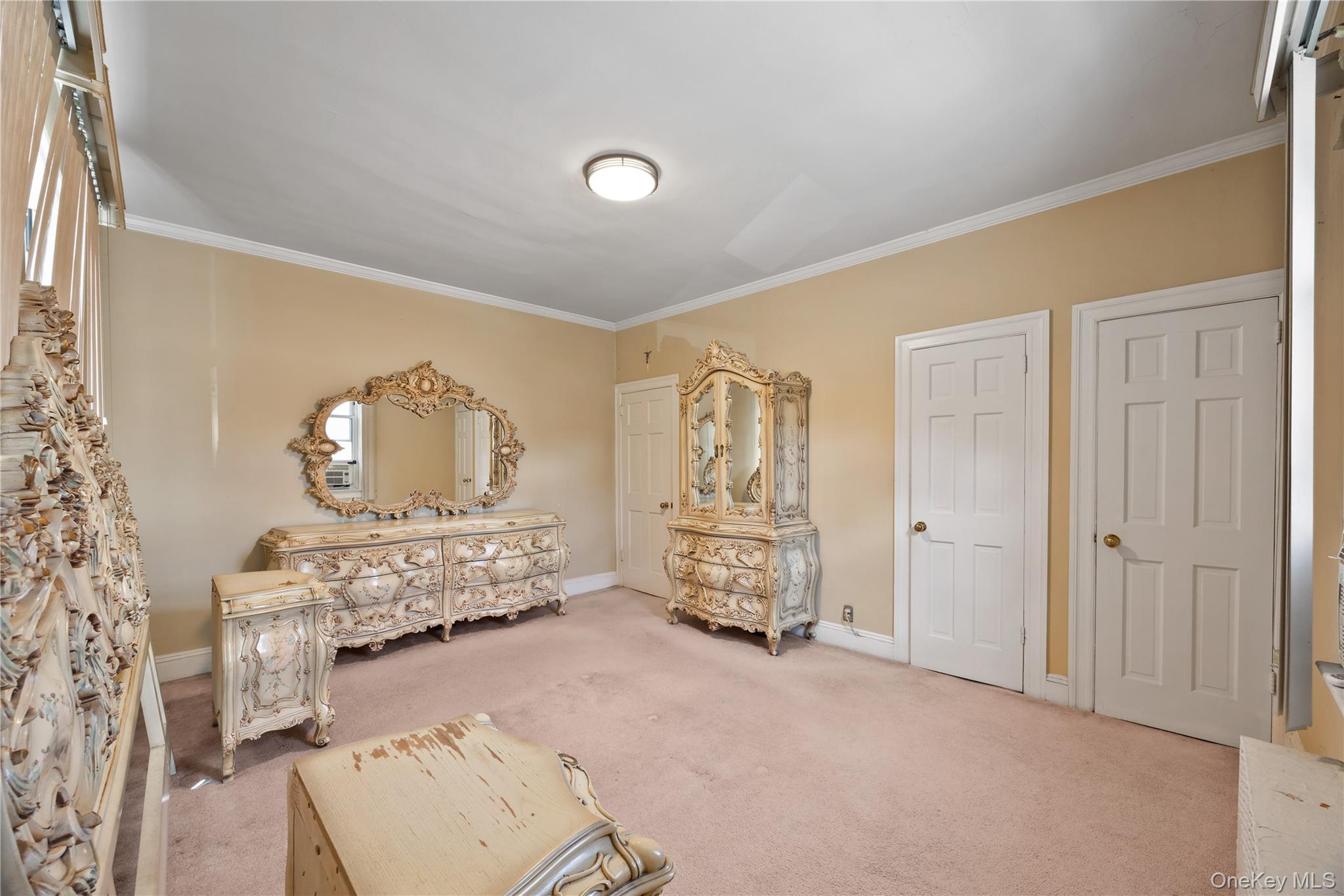 2328 Williamsbridge Road