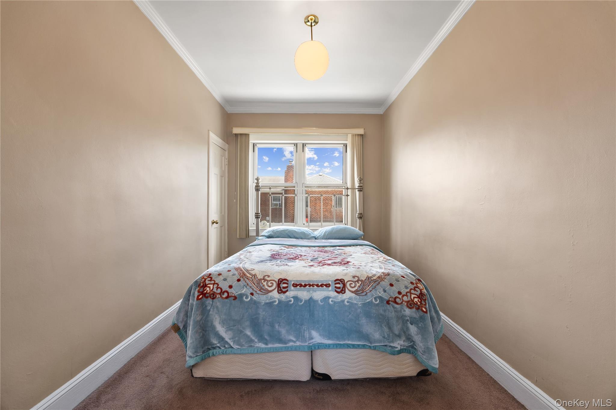 2328 Williamsbridge Road