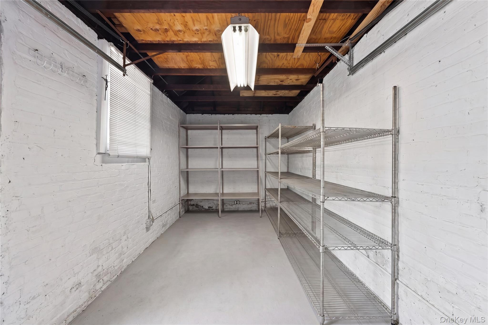 2328 Williamsbridge Road