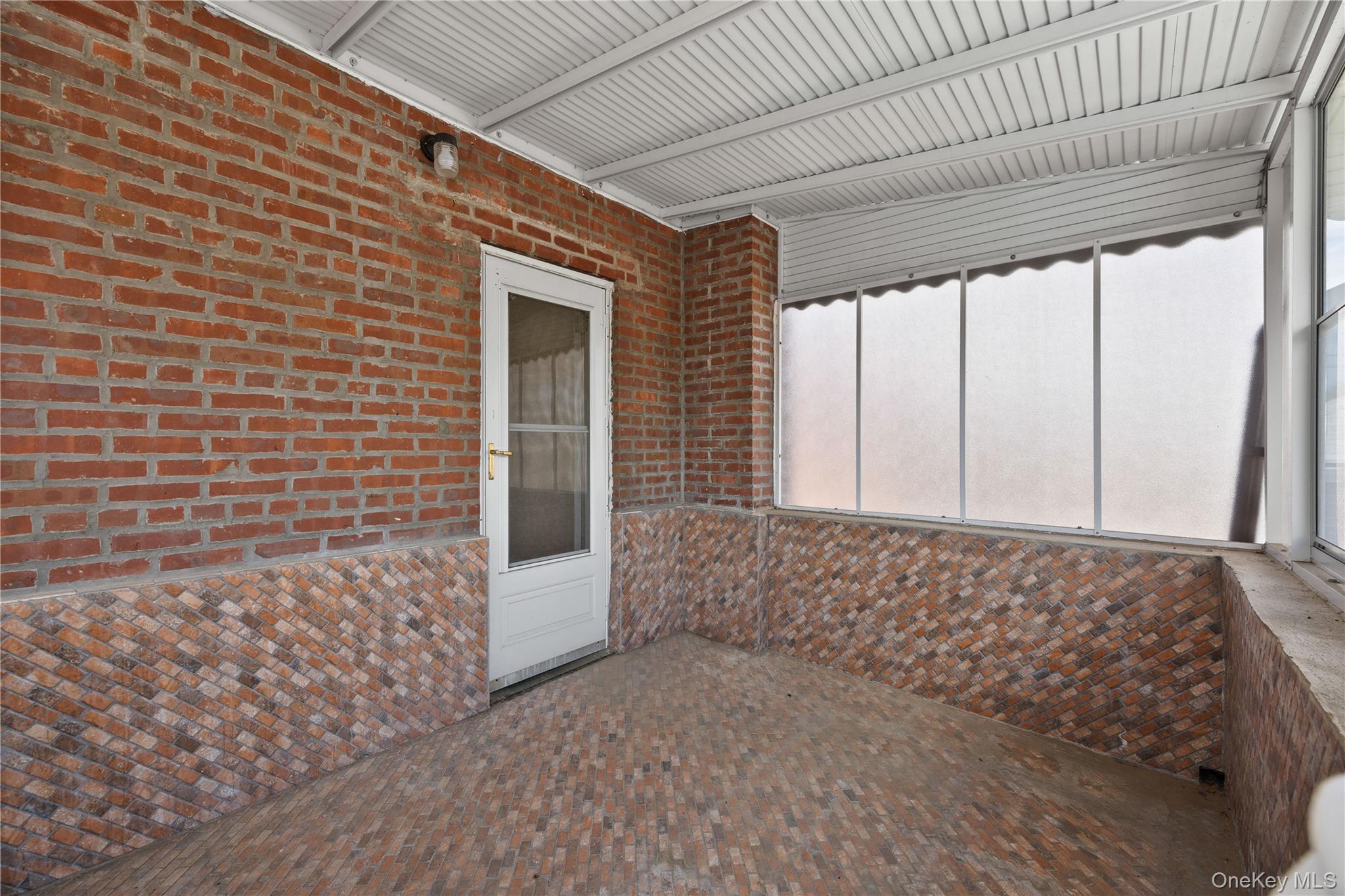 2328 Williamsbridge Road