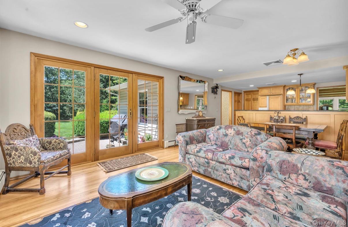 111 Stony Hollow Road