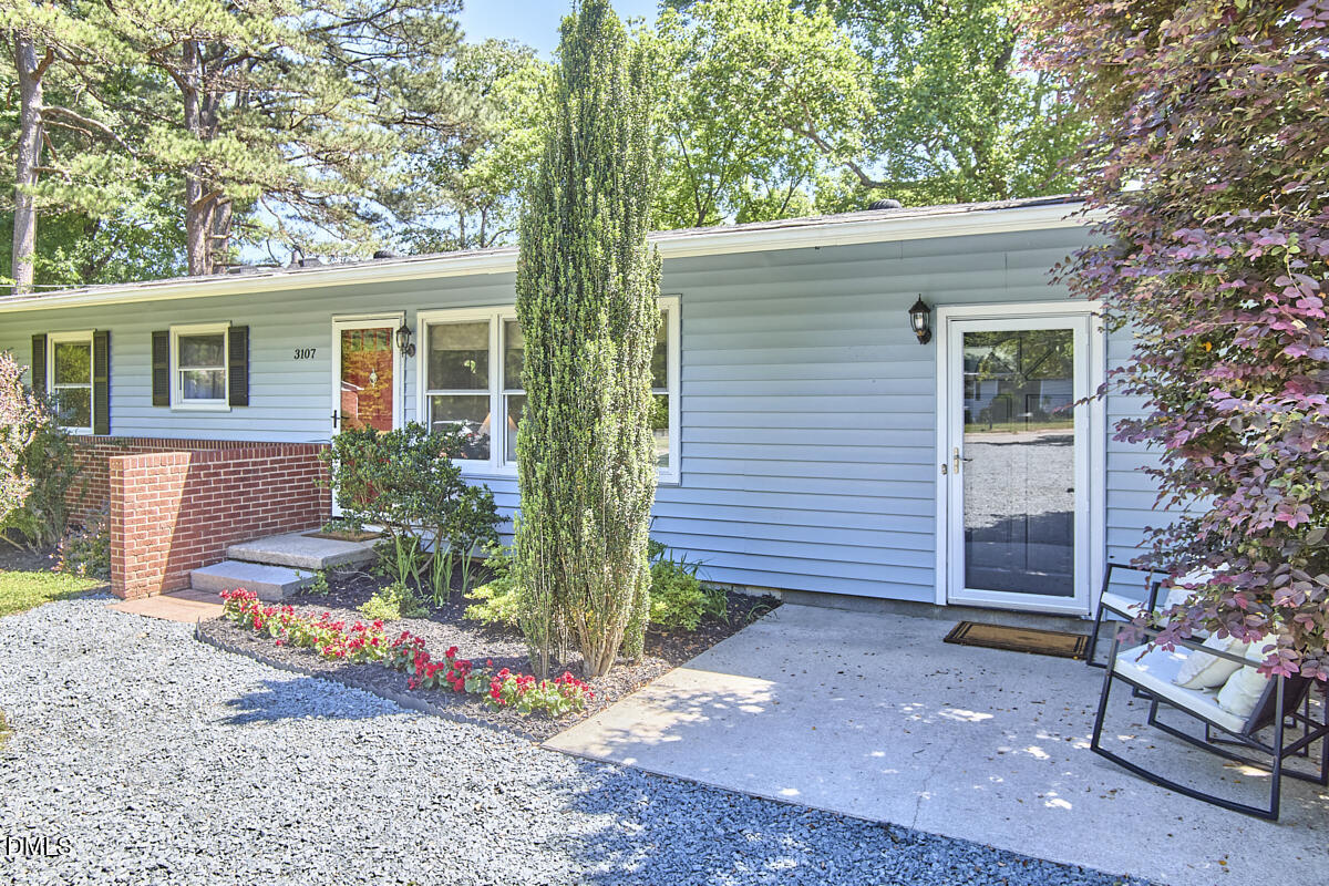 3107 Rosebriar Drive