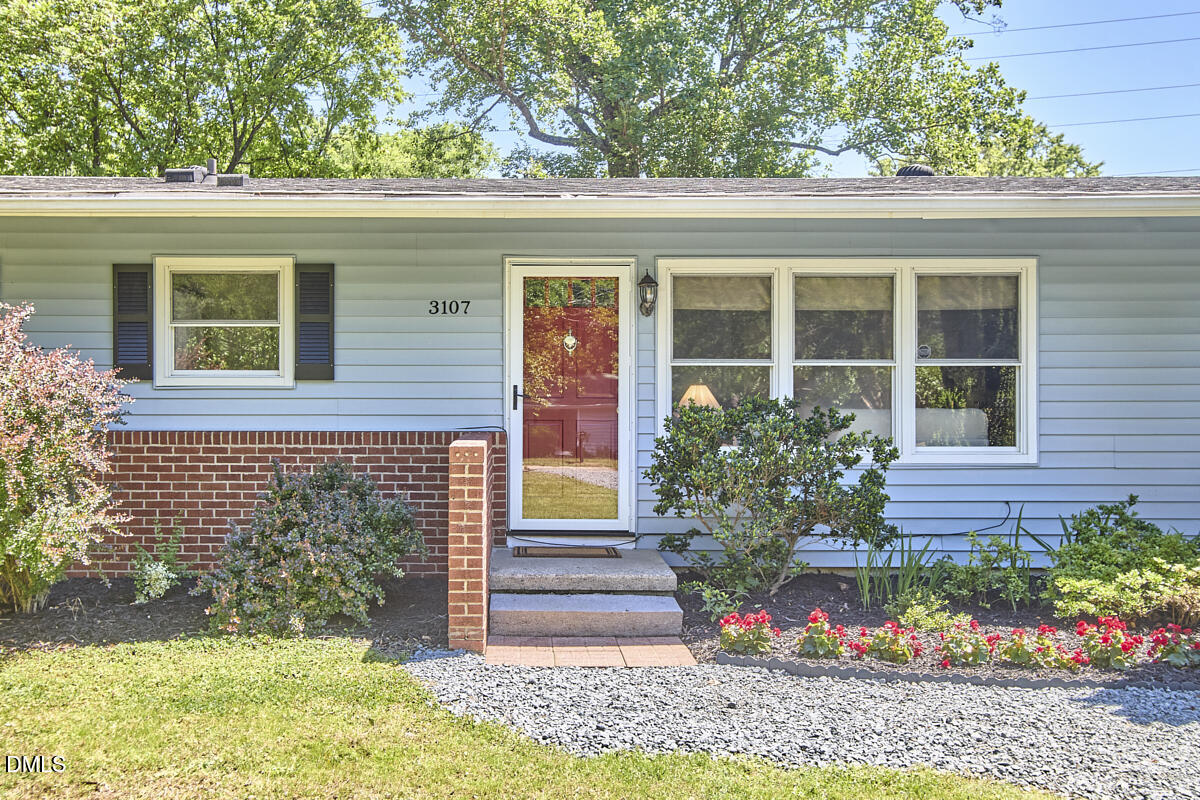 3107 Rosebriar Drive