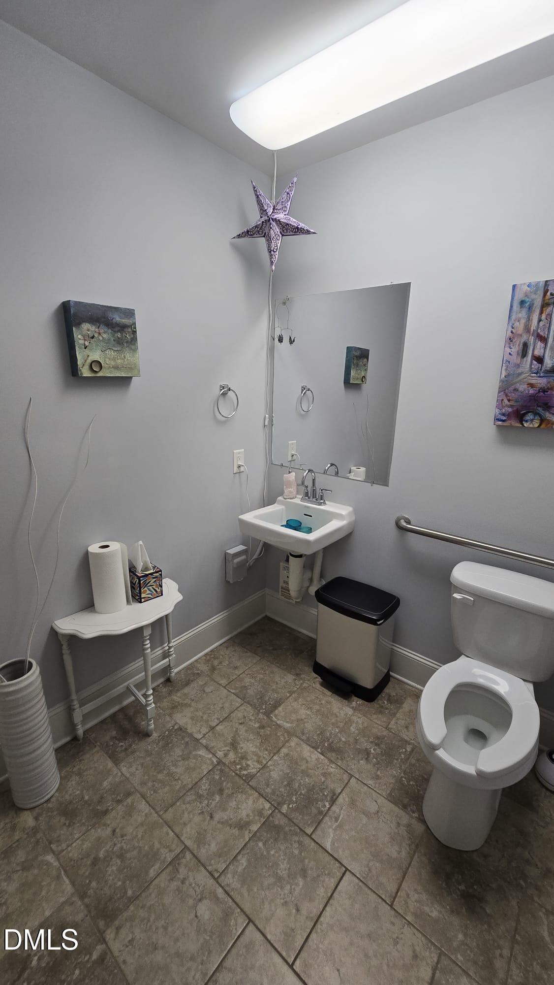 240 E Winmore Avenue E # 2 Unit: C 2
