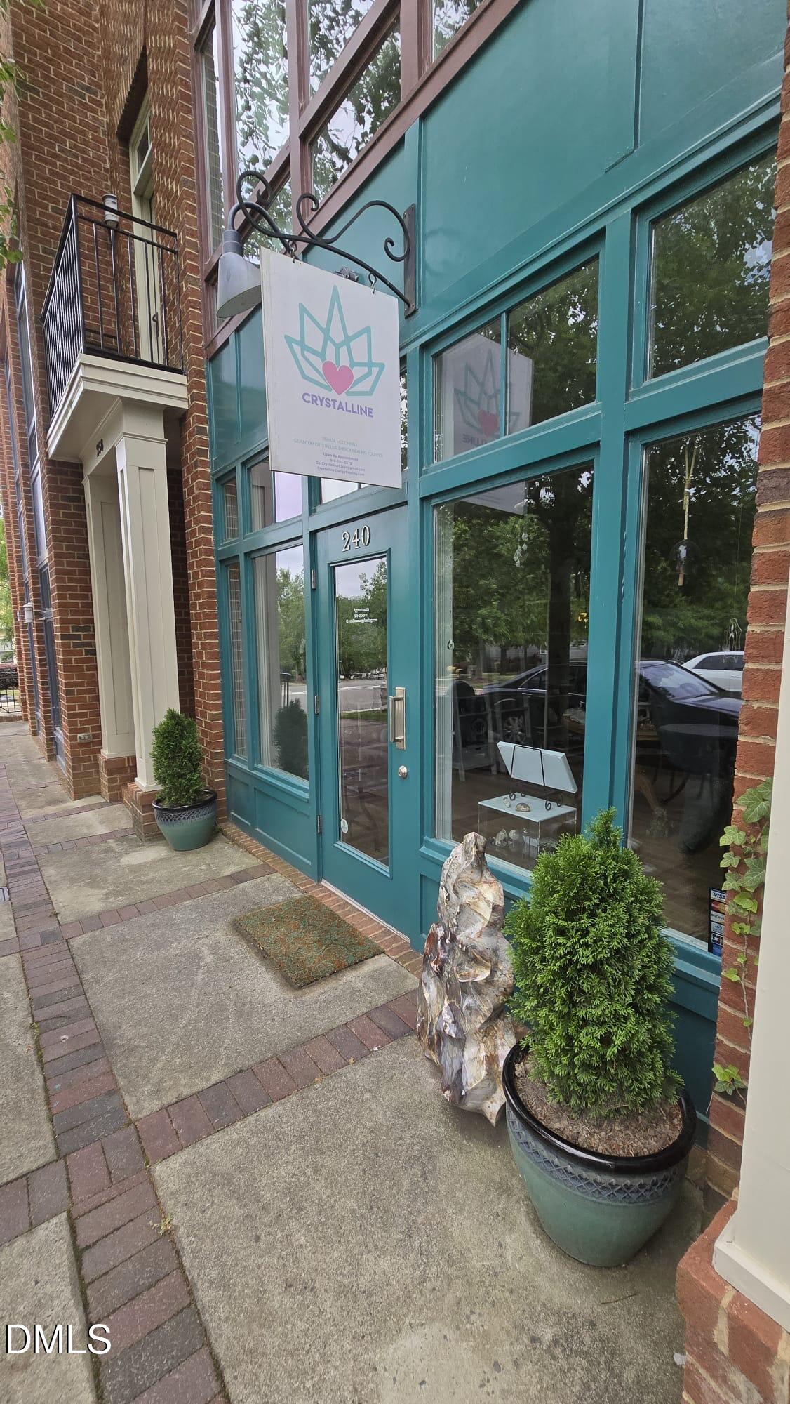 240 E Winmore Avenue E # 2 Unit: C 2