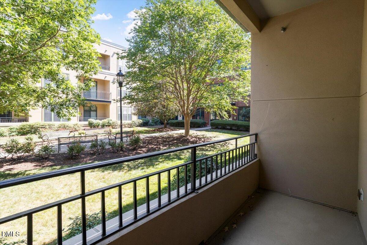 300 Finsbury Street Apt 115