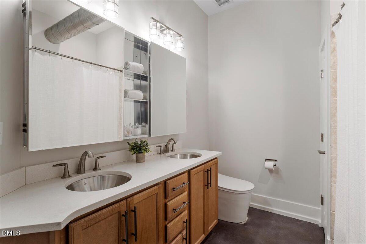 300 Finsbury Street Apt 115